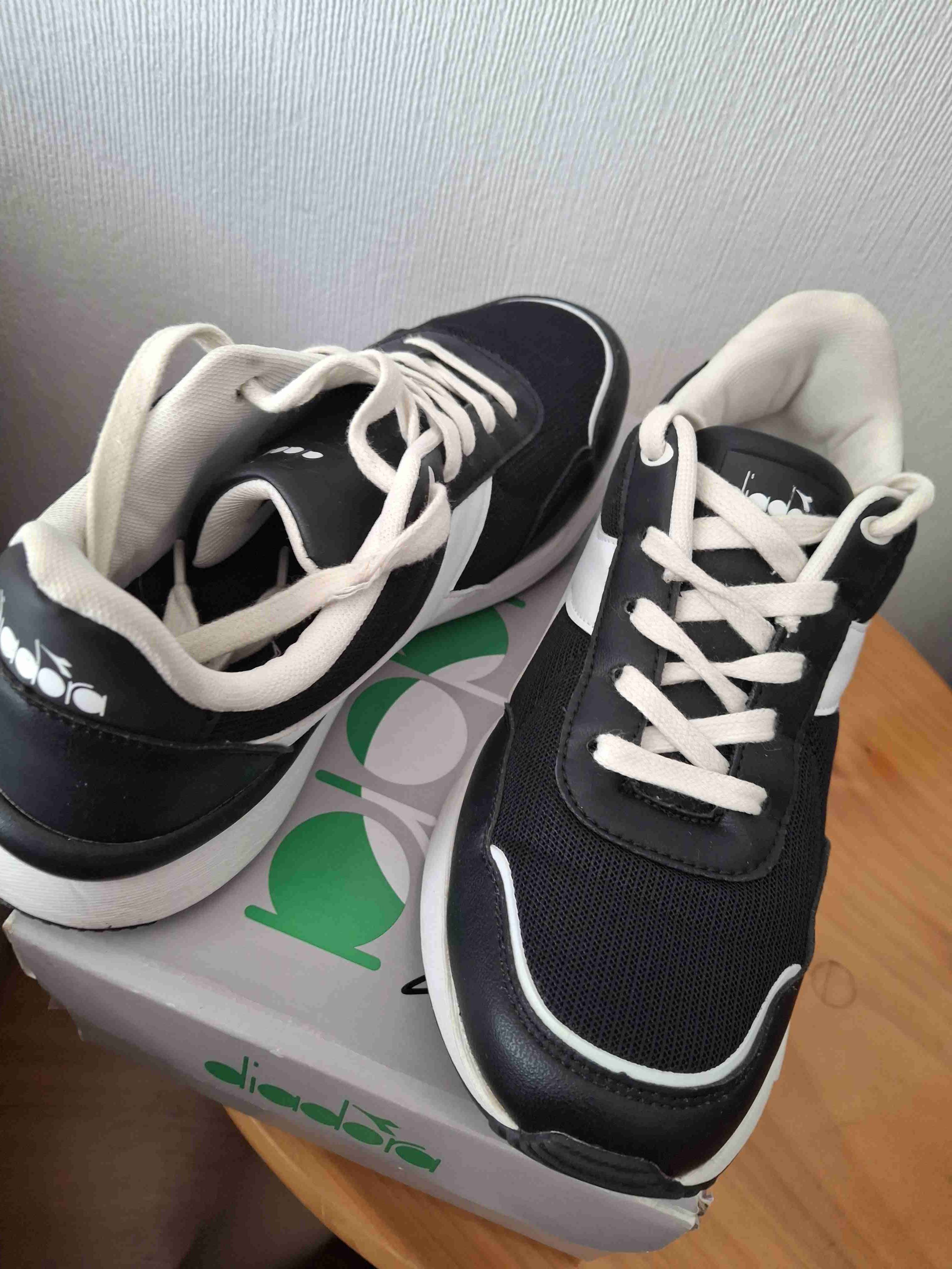 Zapatillas deportivas negras Diadora - miniatura 1