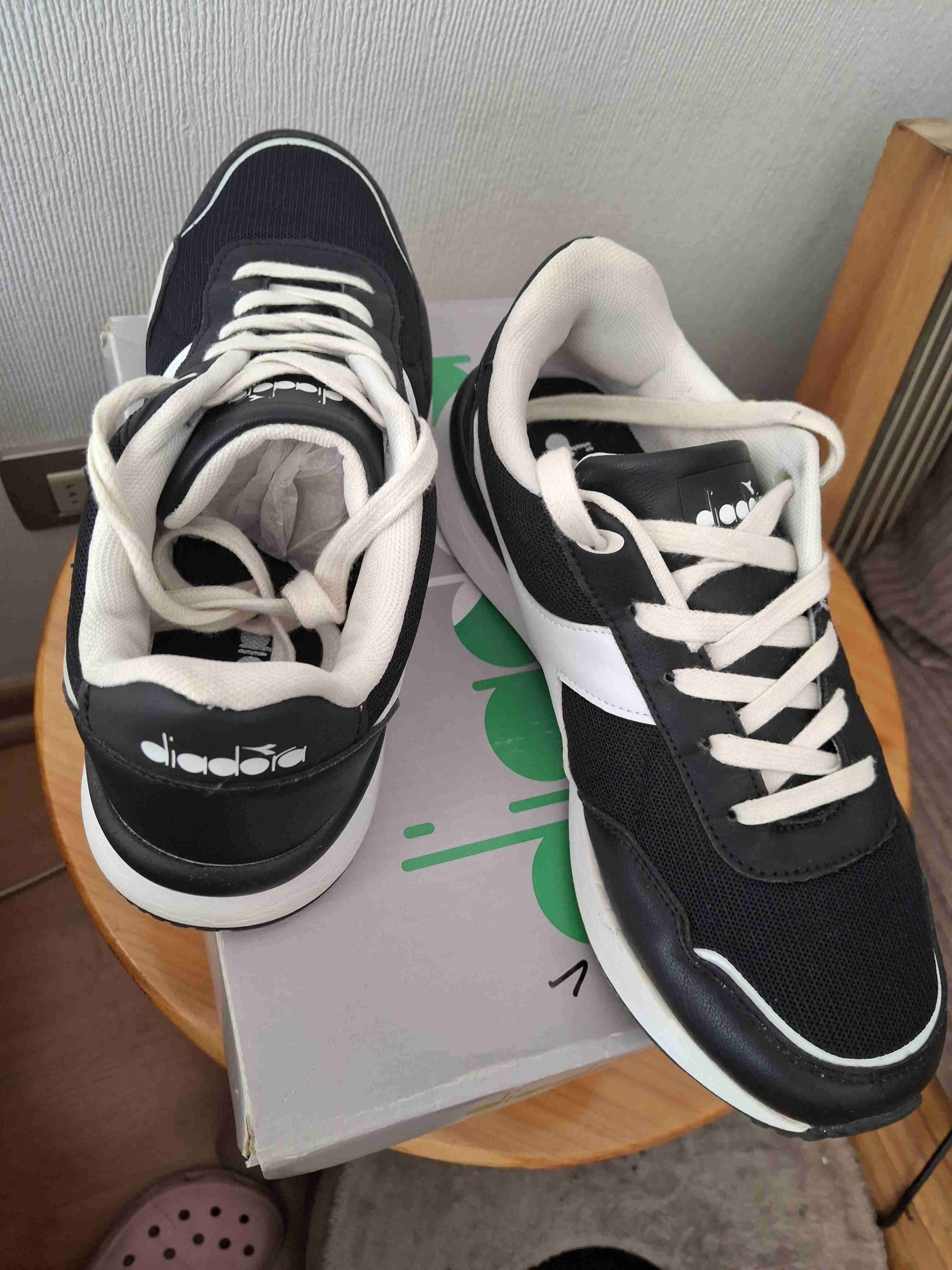 Zapatillas deportivas negras Diadora - miniatura 3