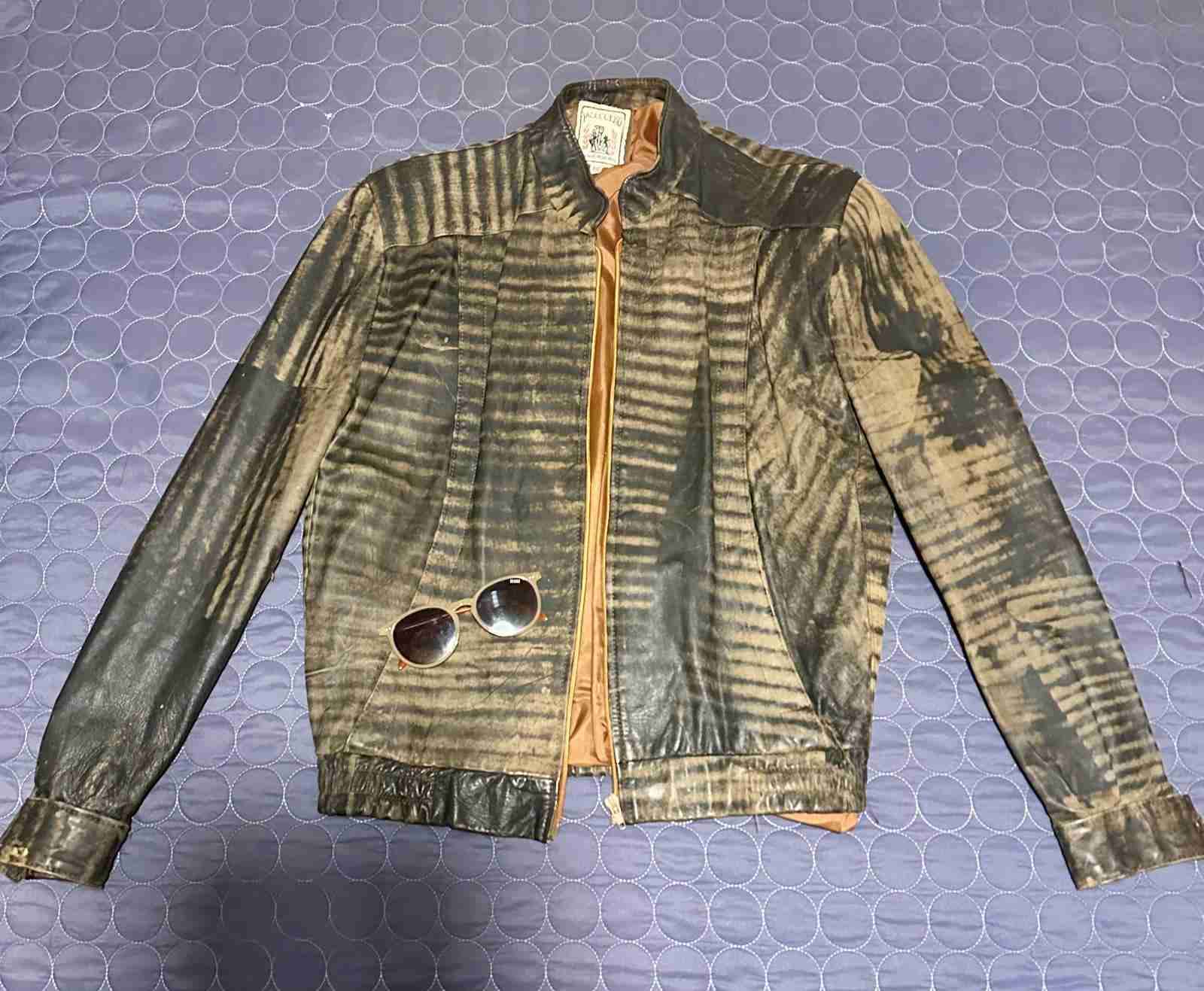 Chaqueta de cuero de vaca. - miniatura 3