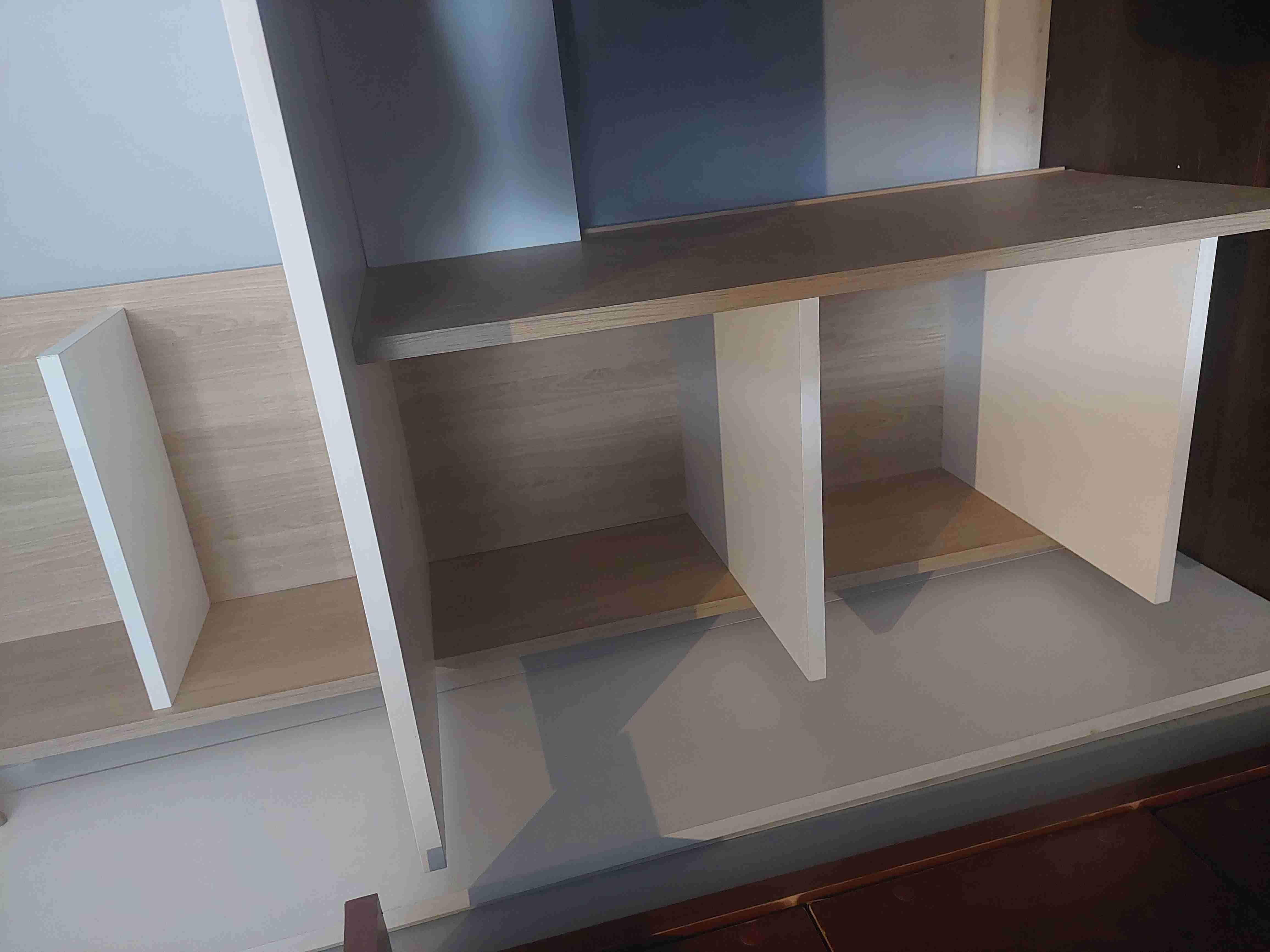 Escritorio con estantes madera - miniatura 2