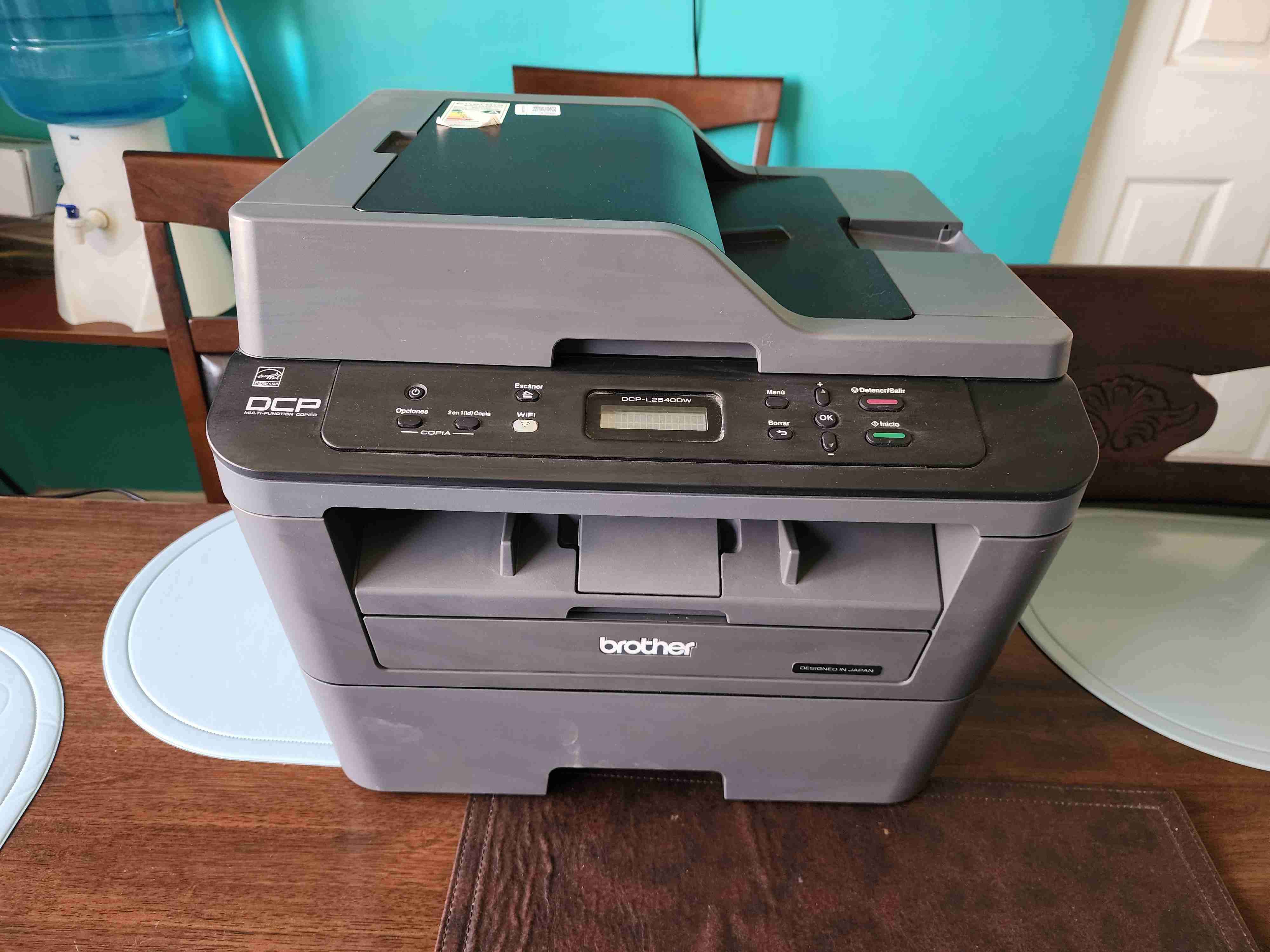 Impresora multifuncional Brother - miniatura 1