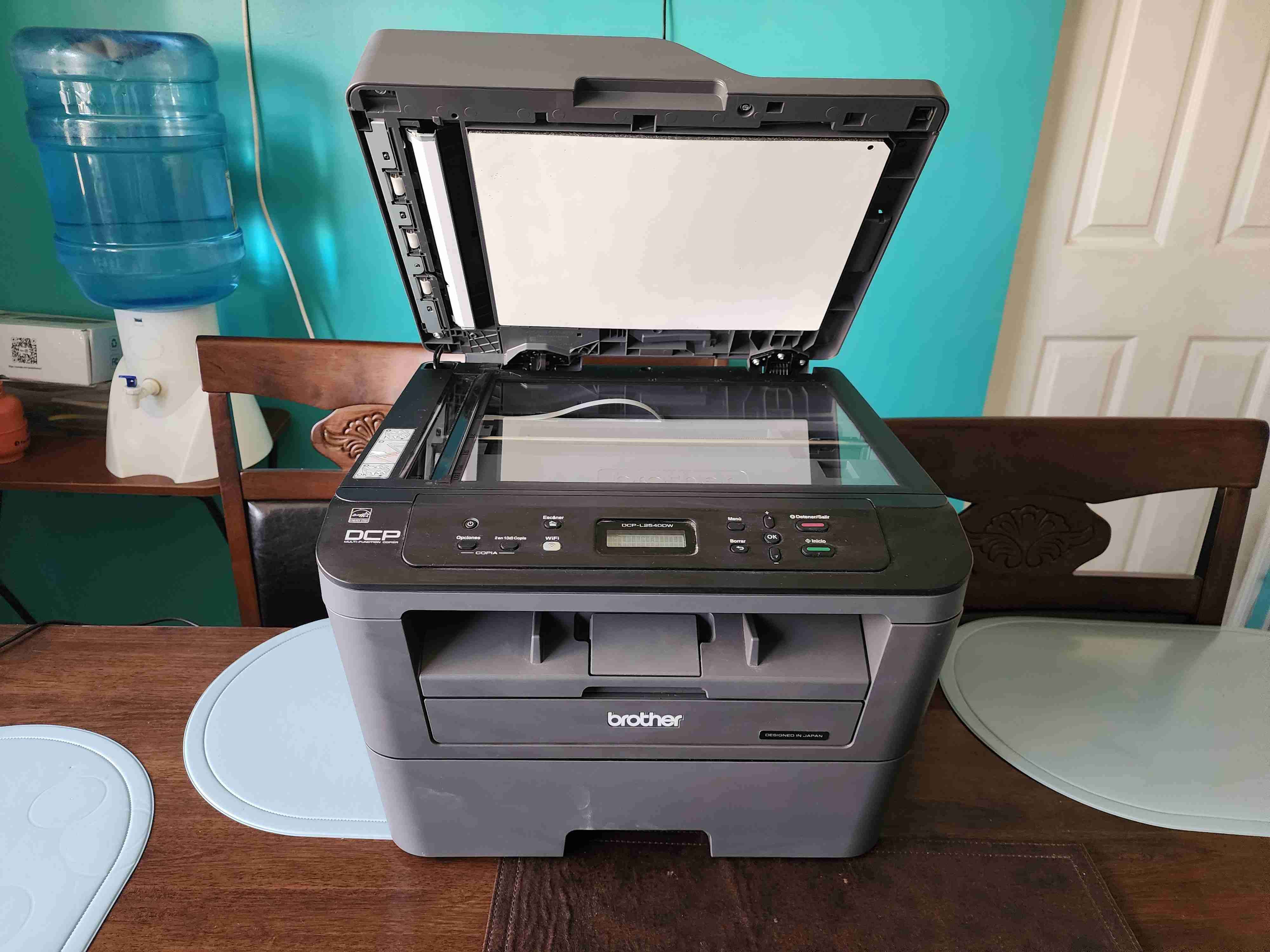 Impresora multifuncional Brother - miniatura 2