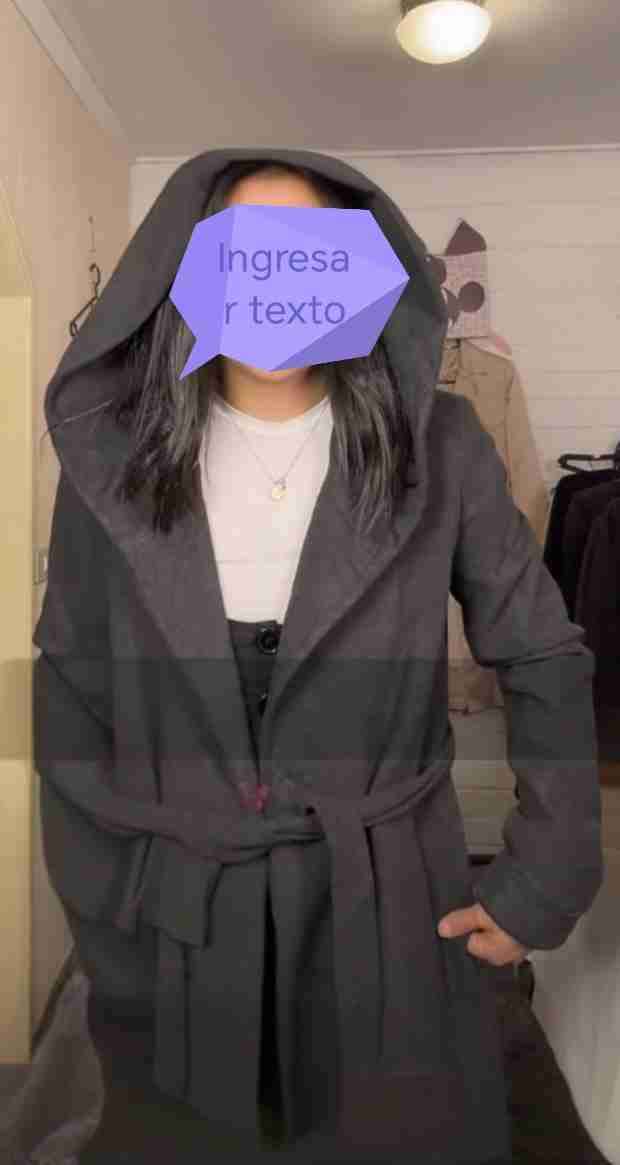 Abrigo largo con capucha Gris