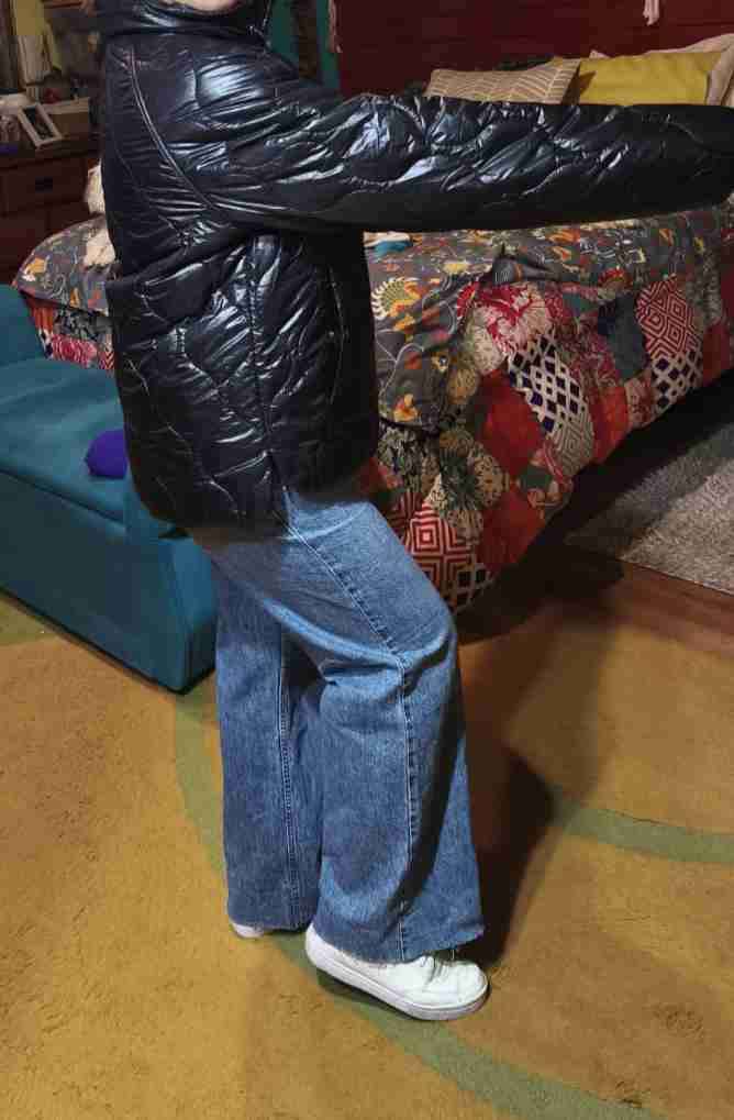 Chaqueta acolchada negra para mujer - 1