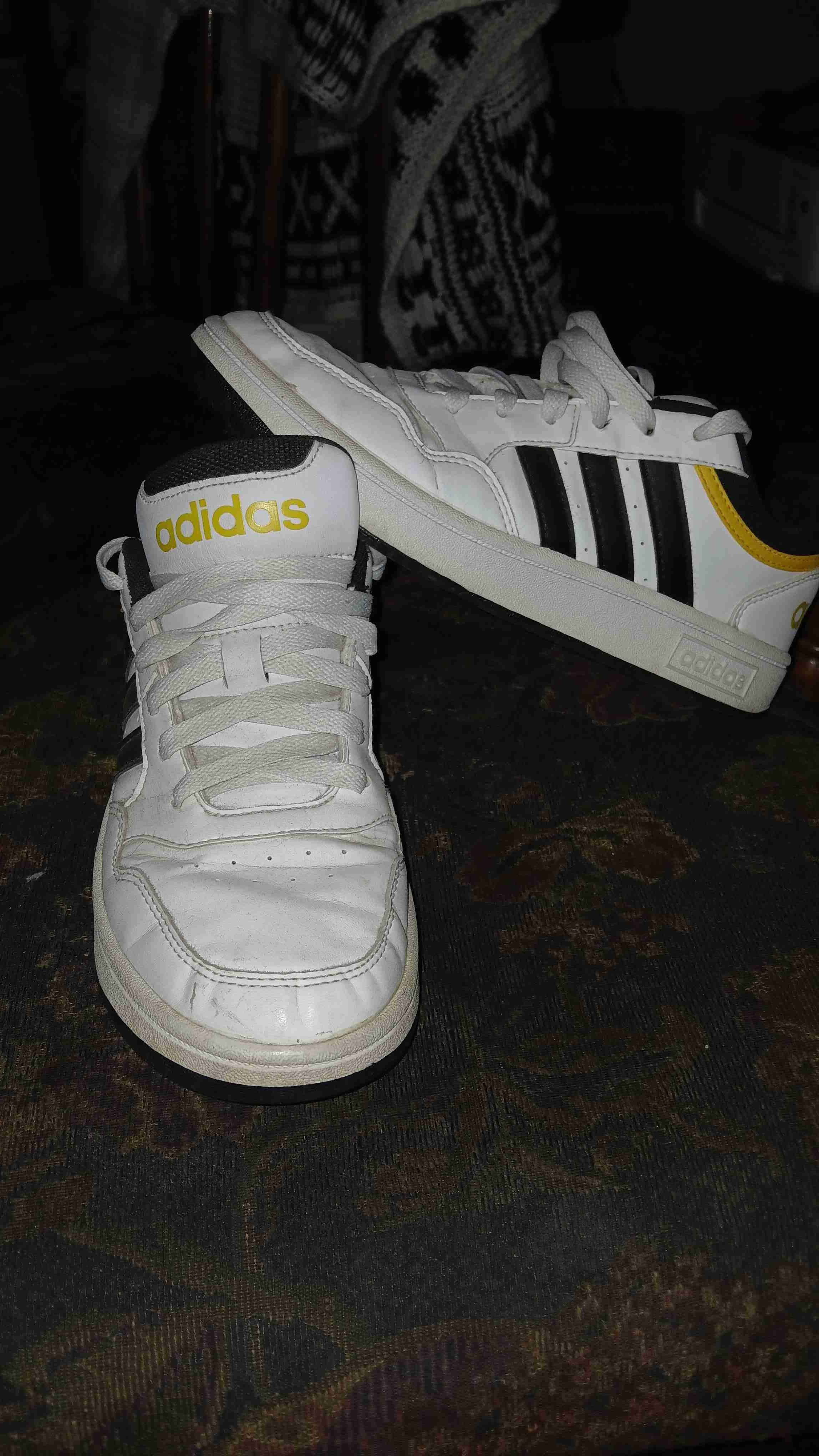 Zapatillas blancas Adidas clásico - miniatura 1
