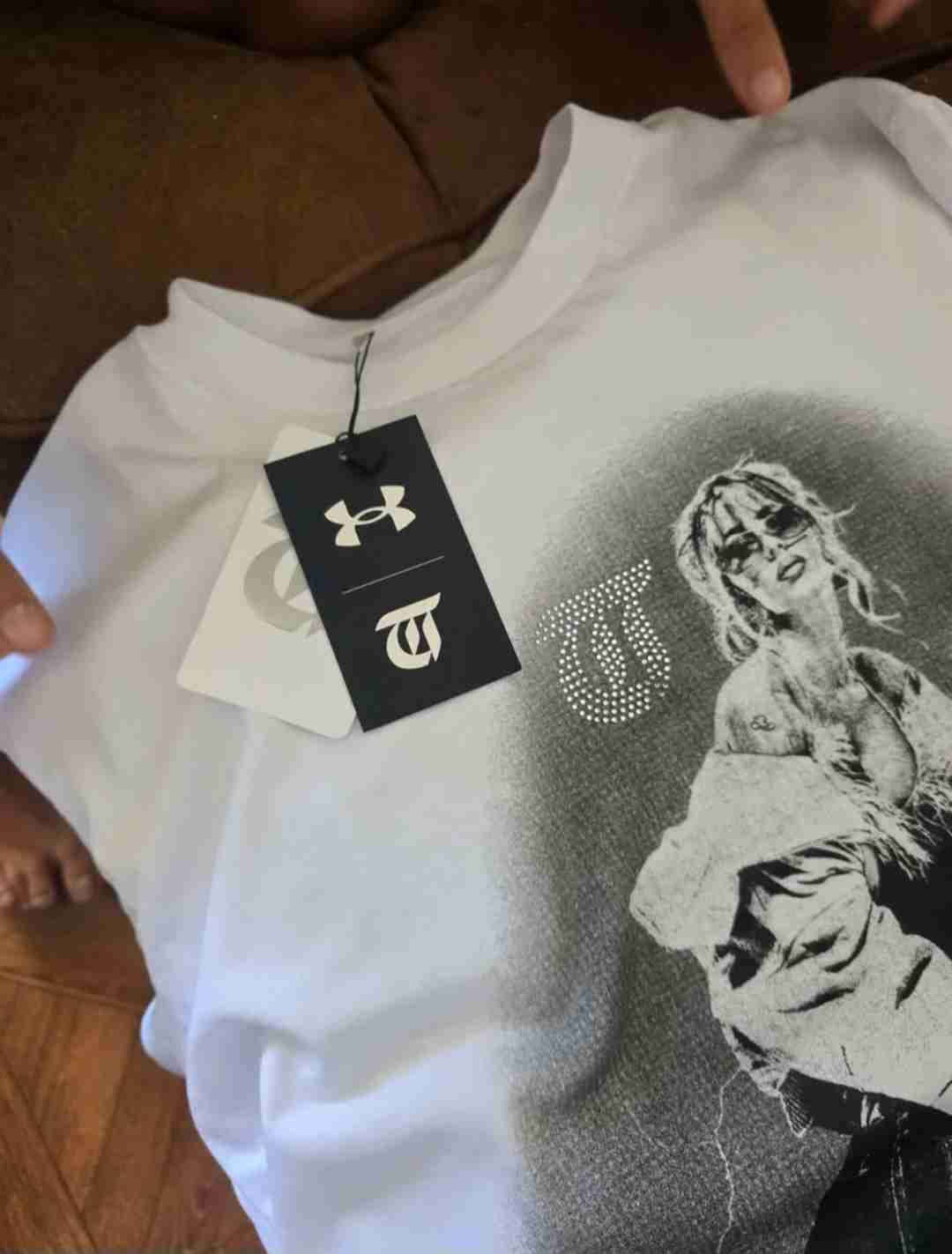 Polera gráfica blanca Under Armour - miniatura 1