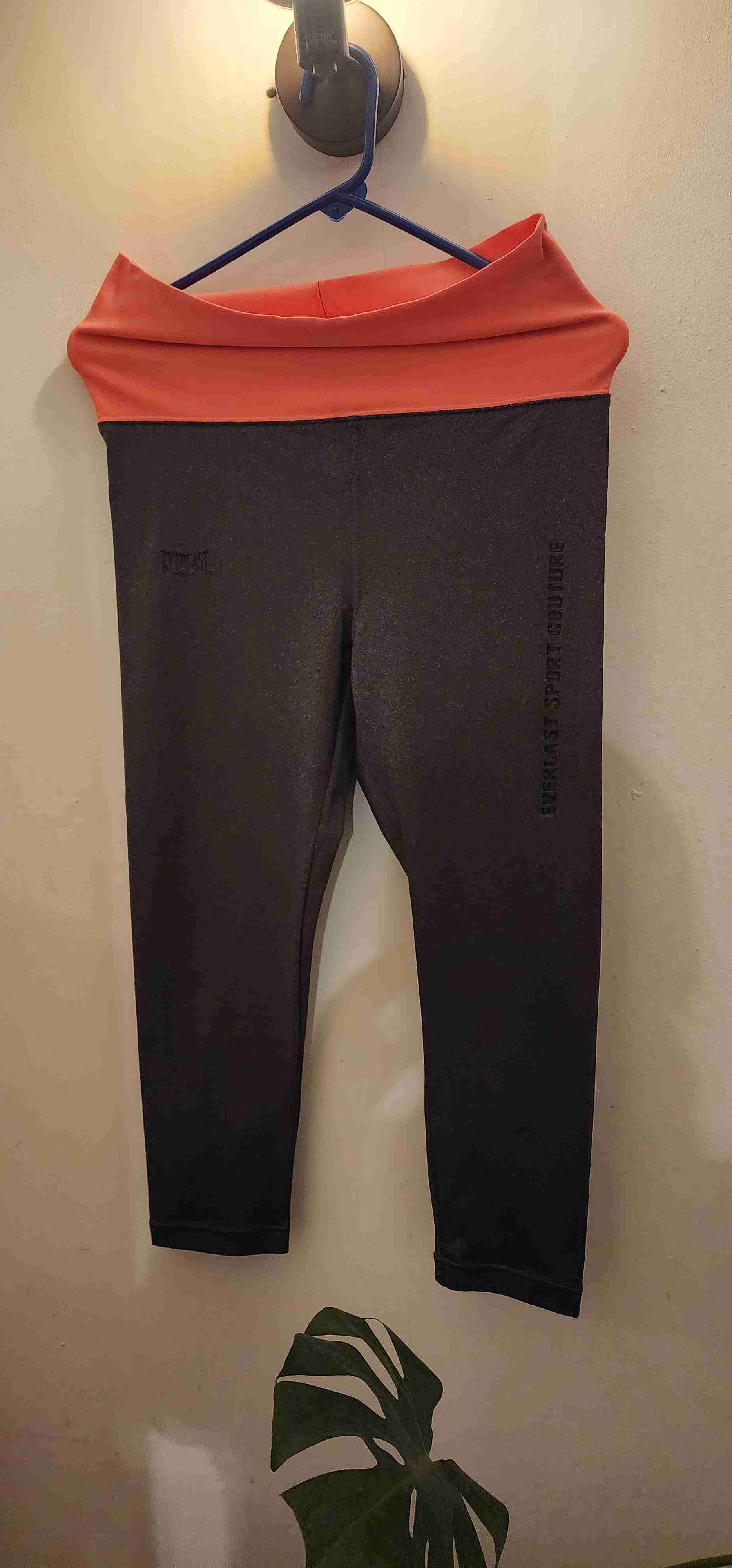 Conjunto deportivos Gris y naranja - 1