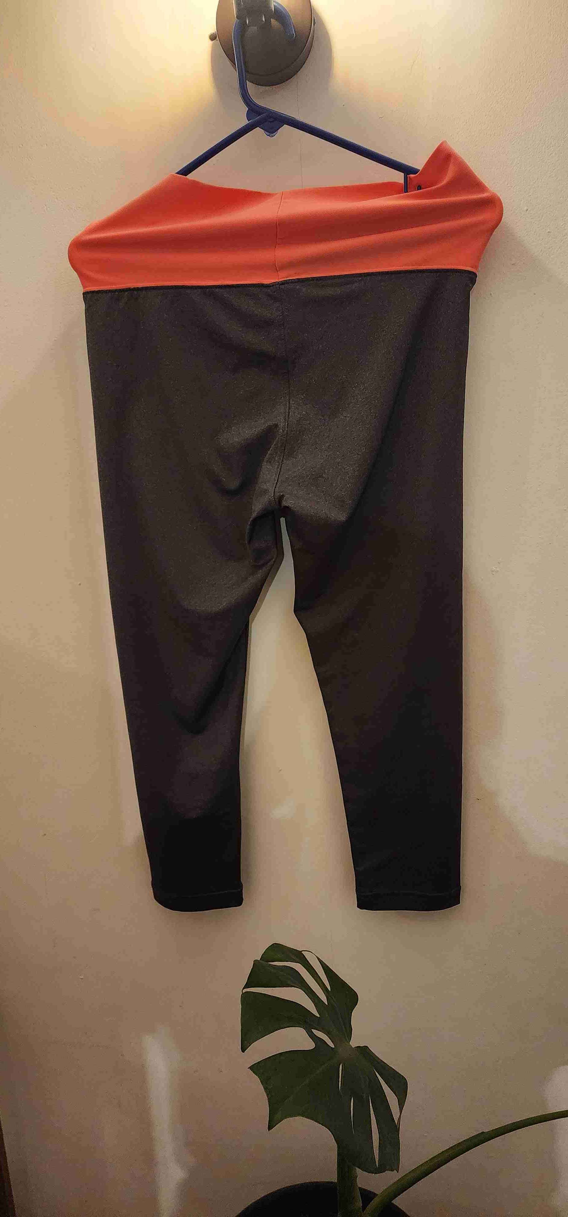 Conjunto deportivos Gris y naranja - 4