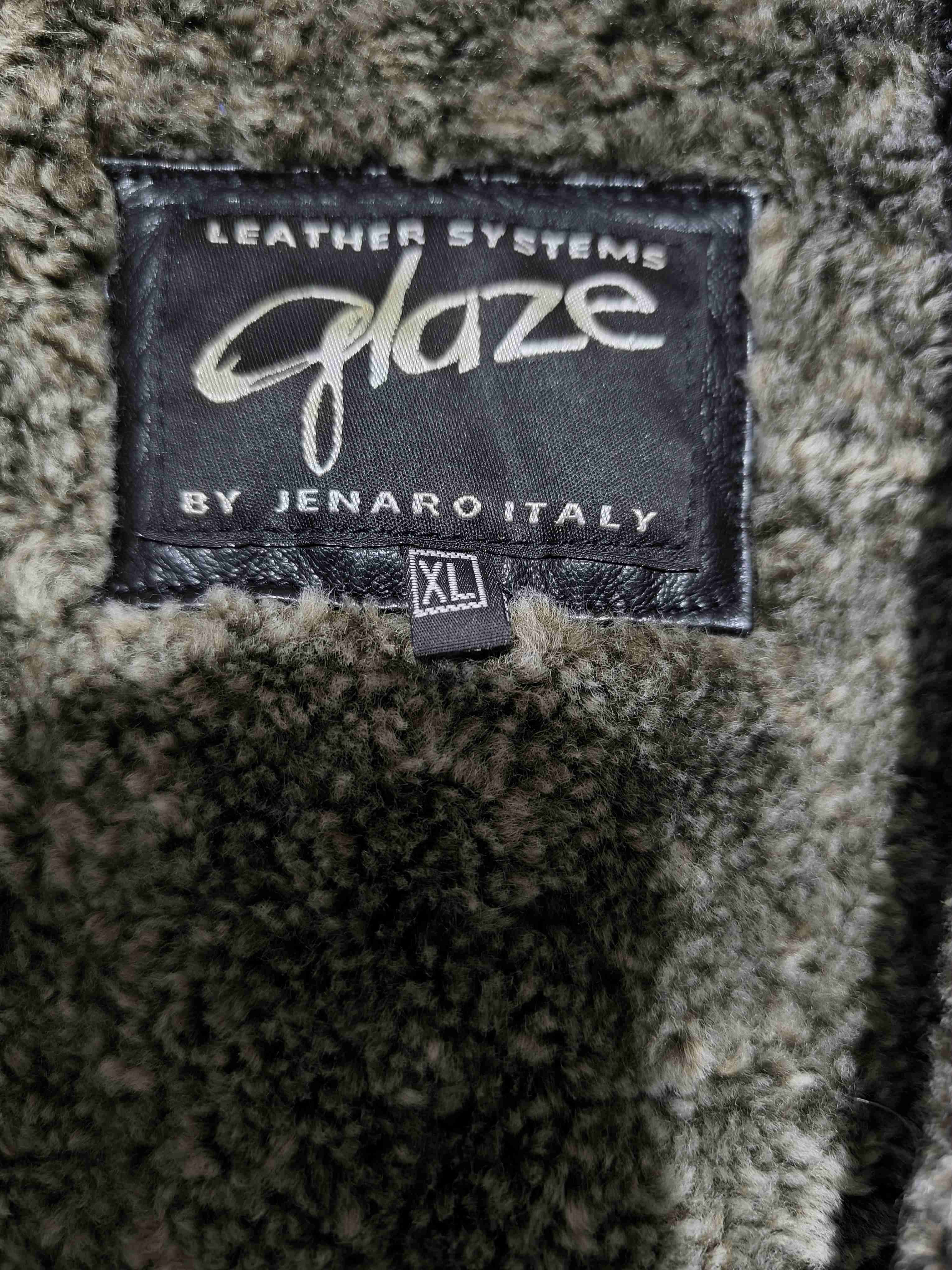 Abrigo de cuero negro - miniatura 4