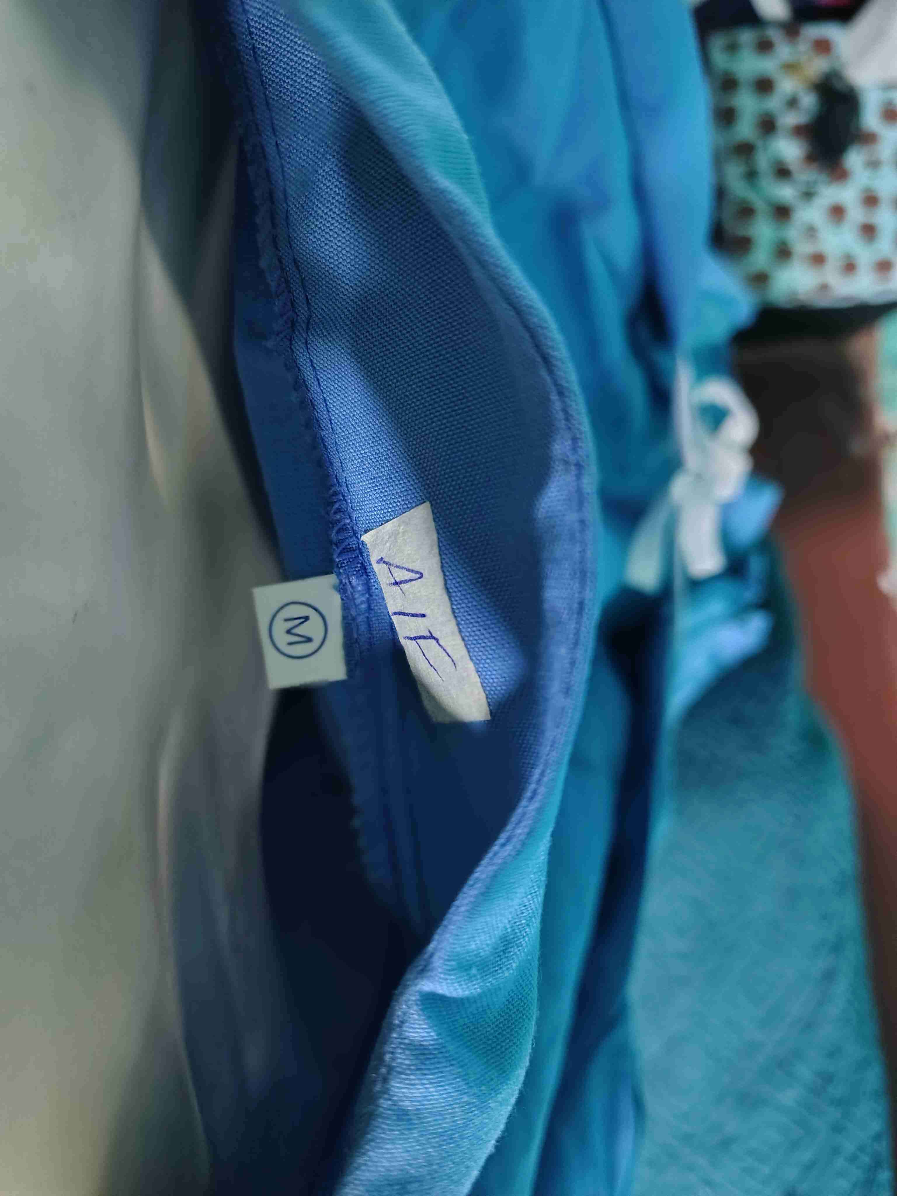 Blusa médica azul y verde AIEP - 2