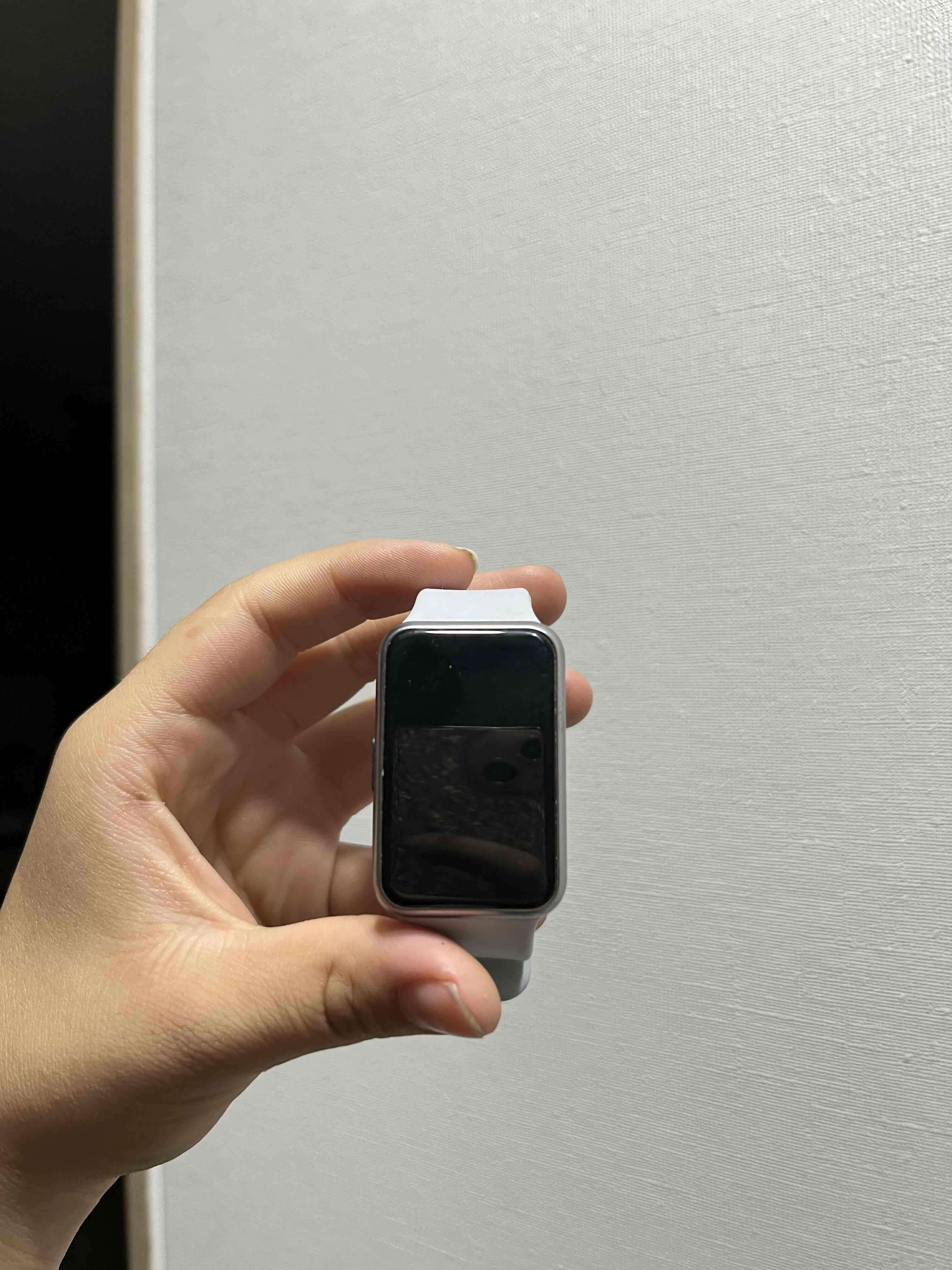 Smartwatch negro y plata Huawei - miniatura 1