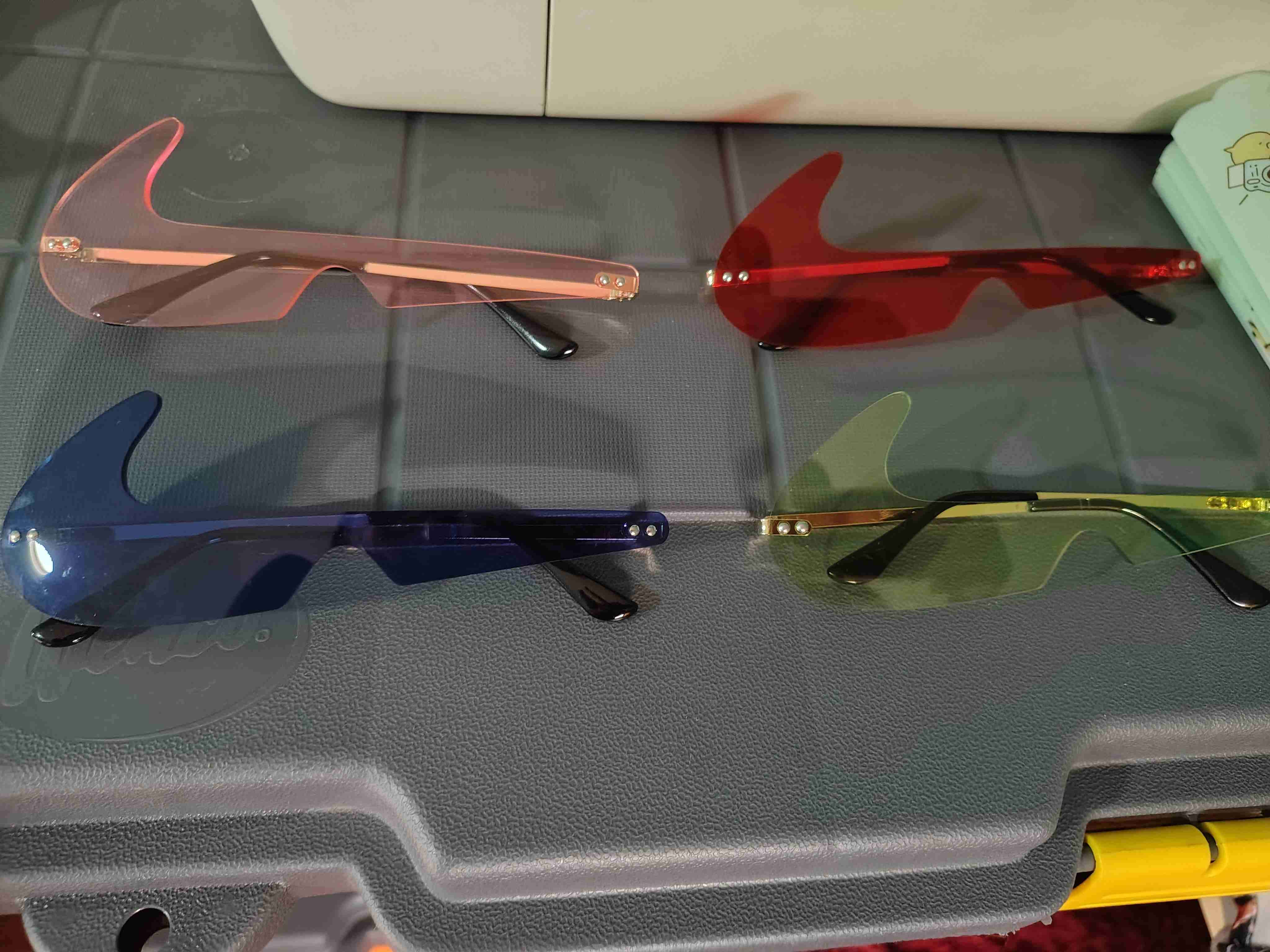 Lentes Nike de J Balvin - 2