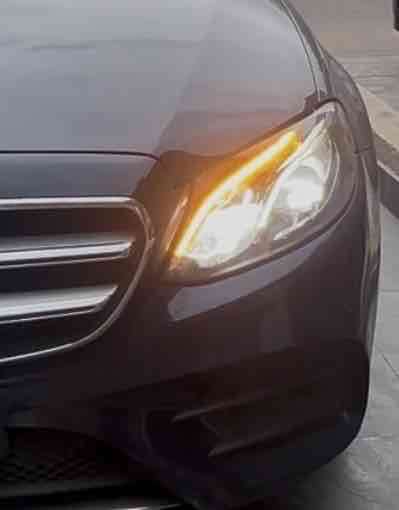 Óptico mercedes clase E nuevo impecable con sus mo - miniatura 2