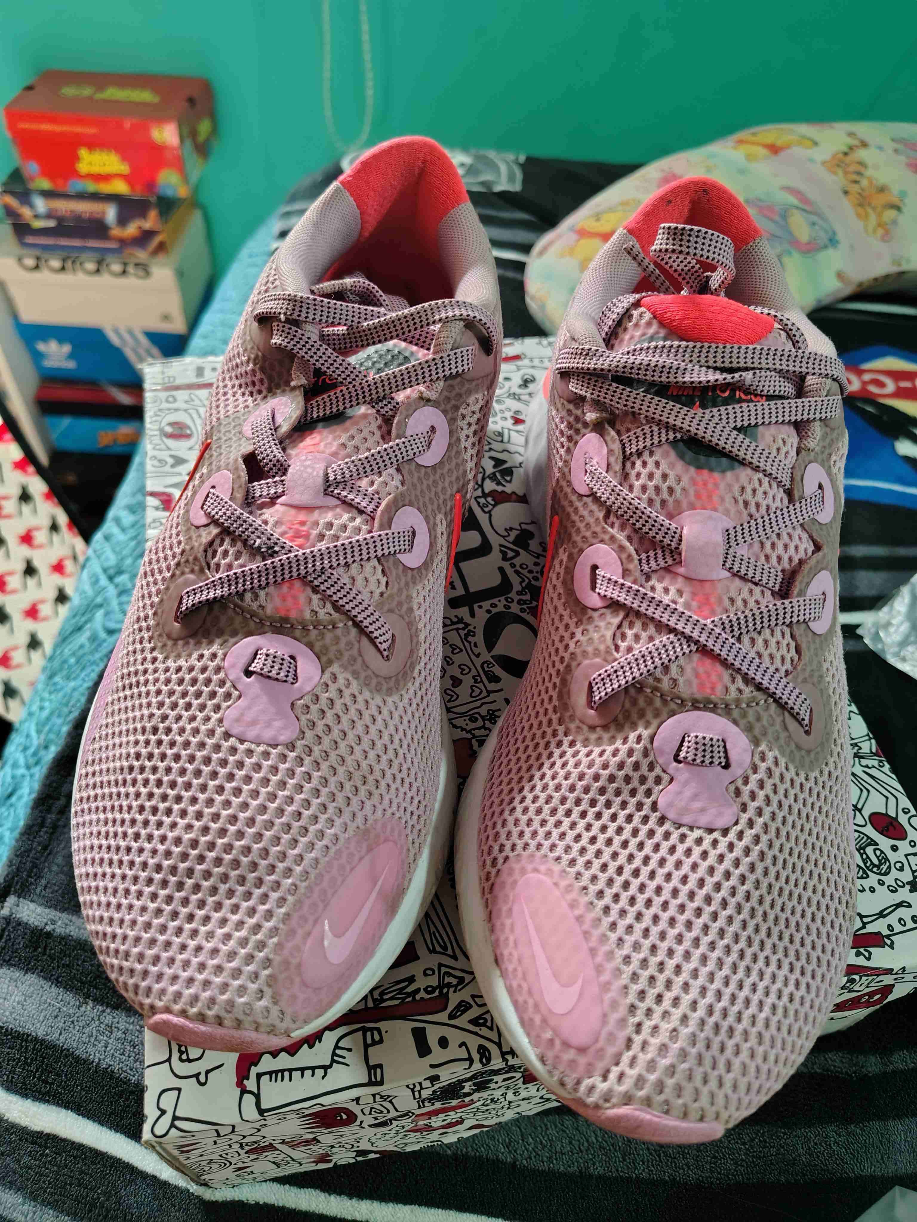 Zapatillas deportivas rosadas Nike - miniatura 3