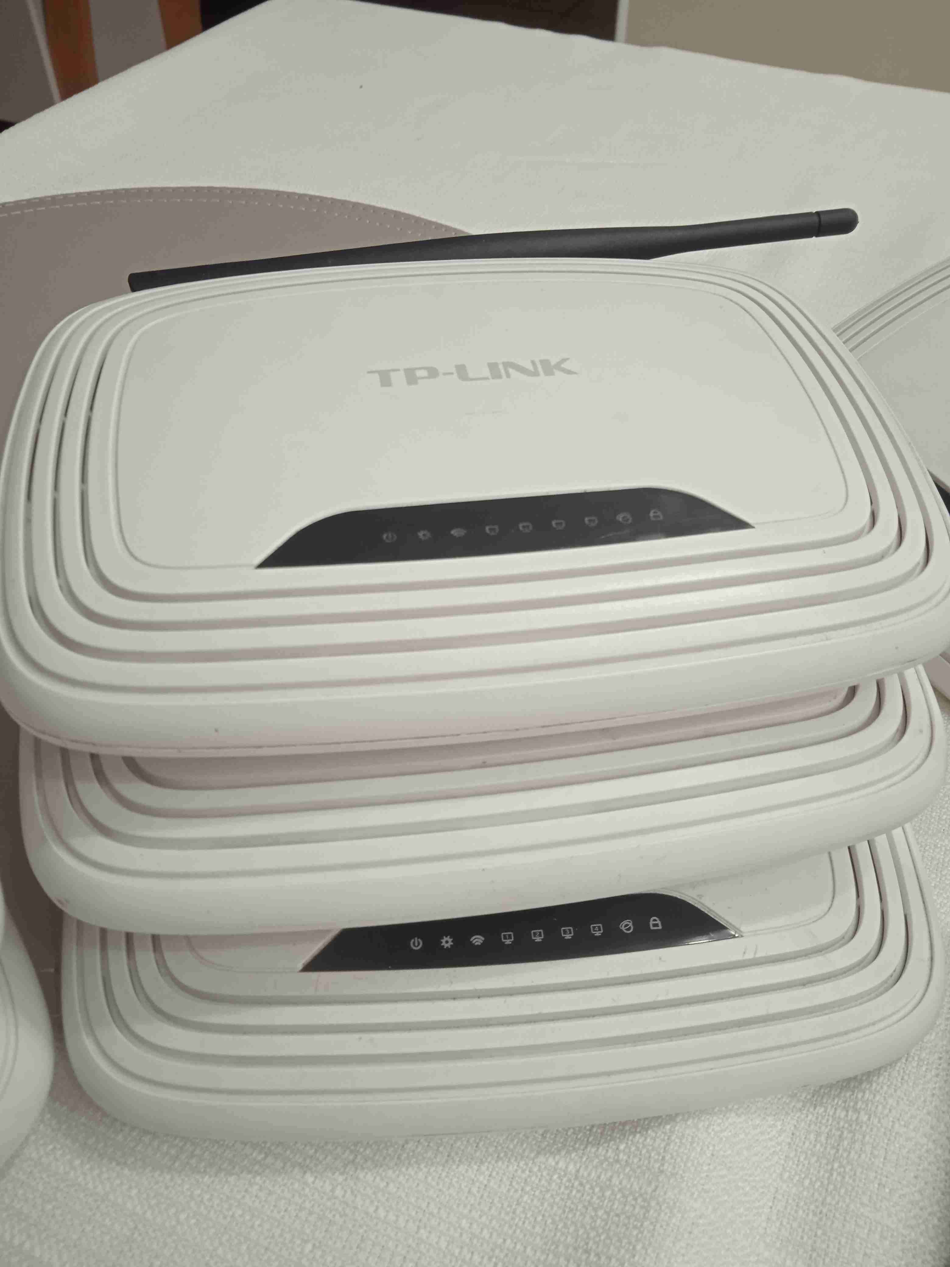 Router TP- Link usados .operativos - miniatura 4