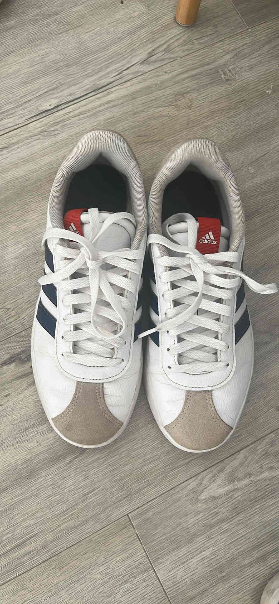 Zapatillas Adidas blancas - miniatura 1