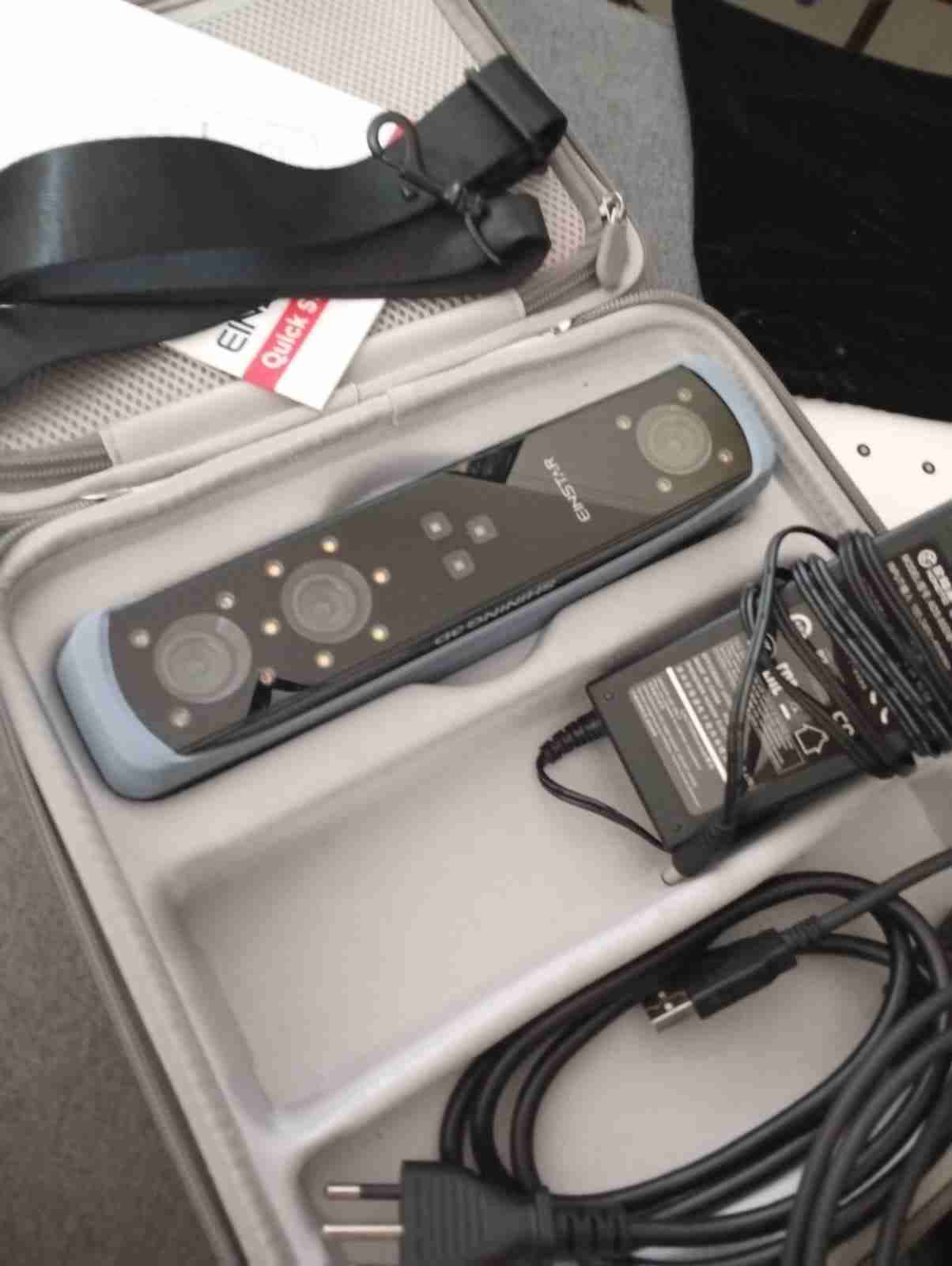 Cámara 3D EinScan Pro - miniatura 1