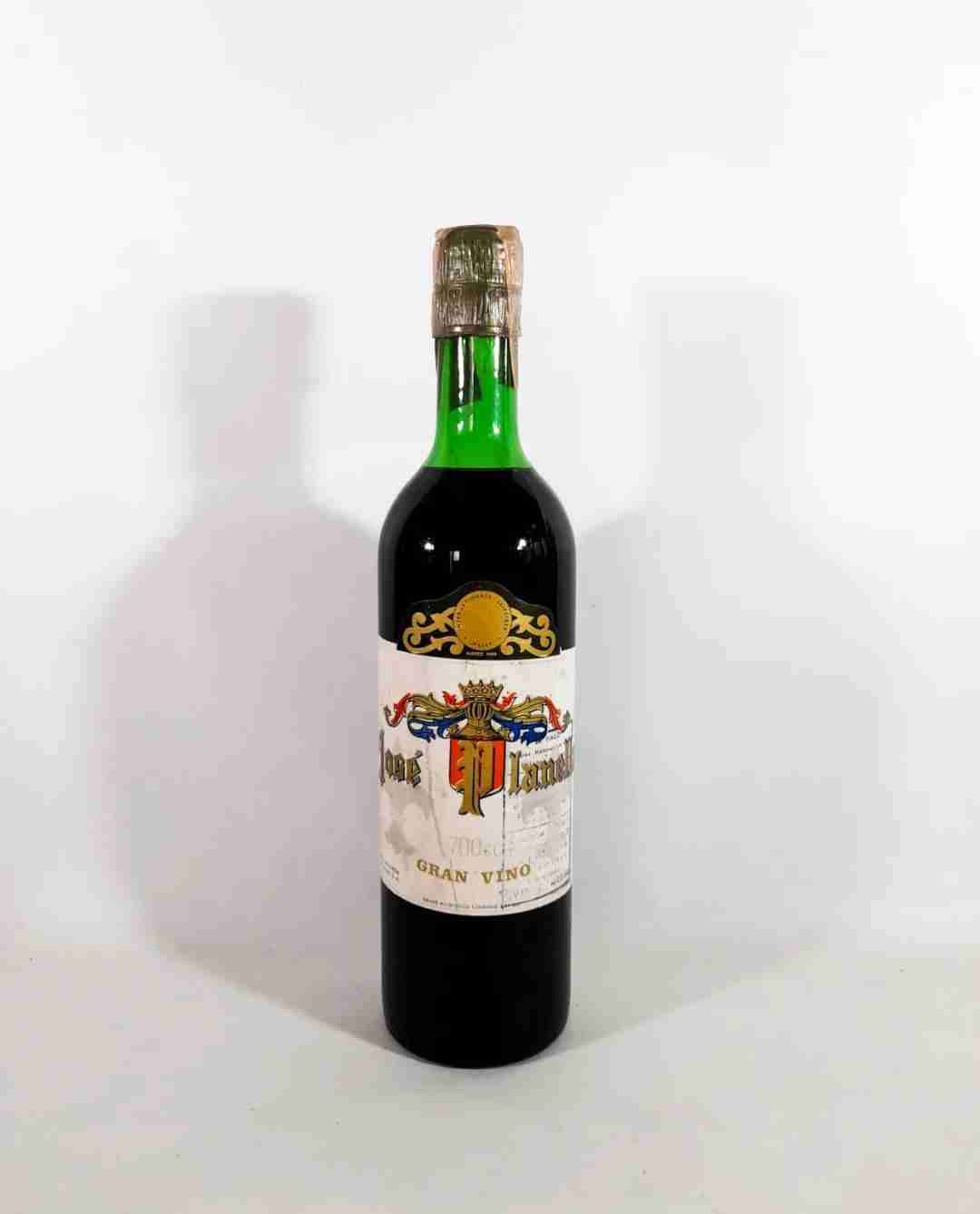 Botella de vino antiguo José Planella. - 1