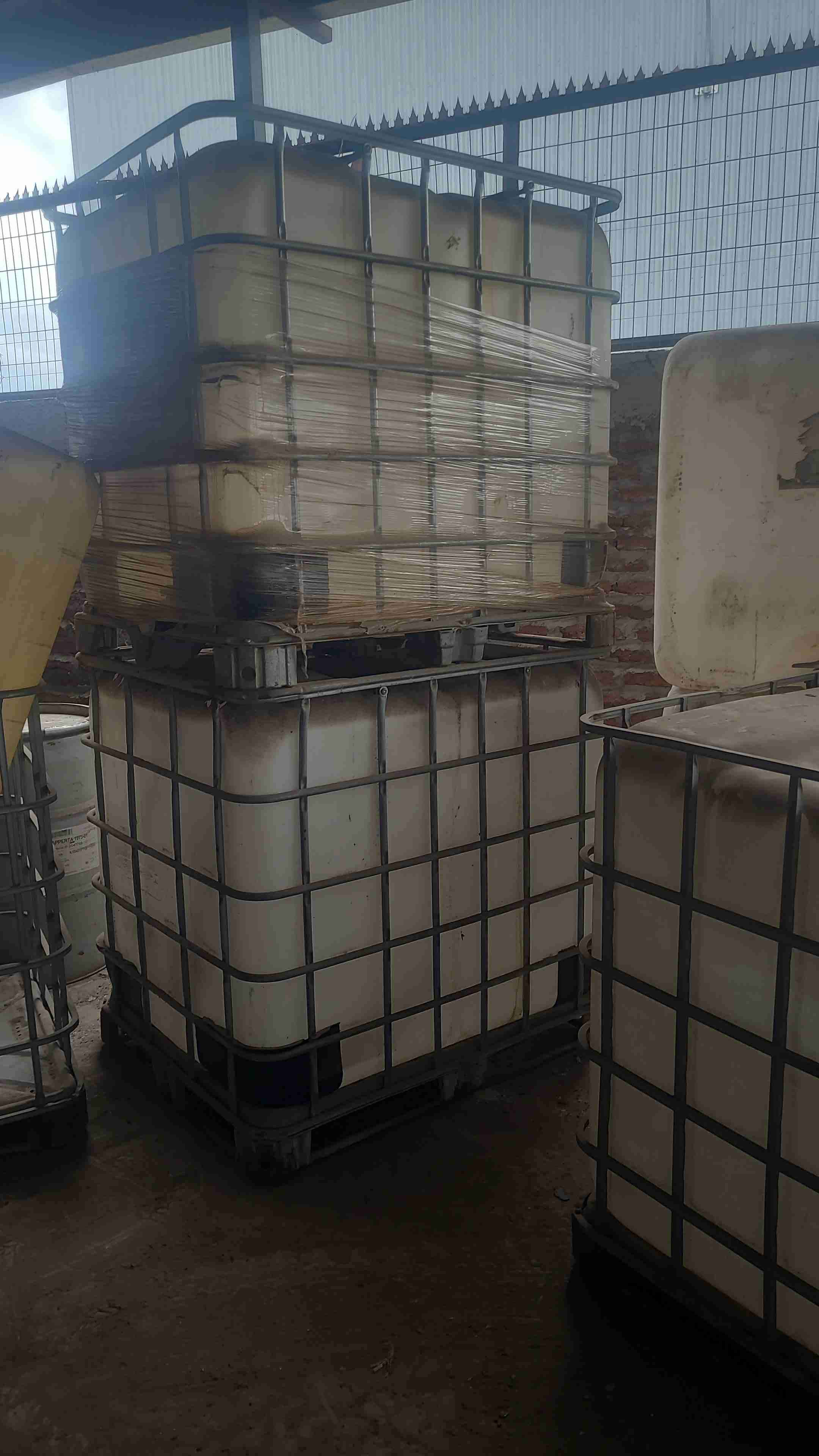 Contenedores industriales usados - miniatura 3