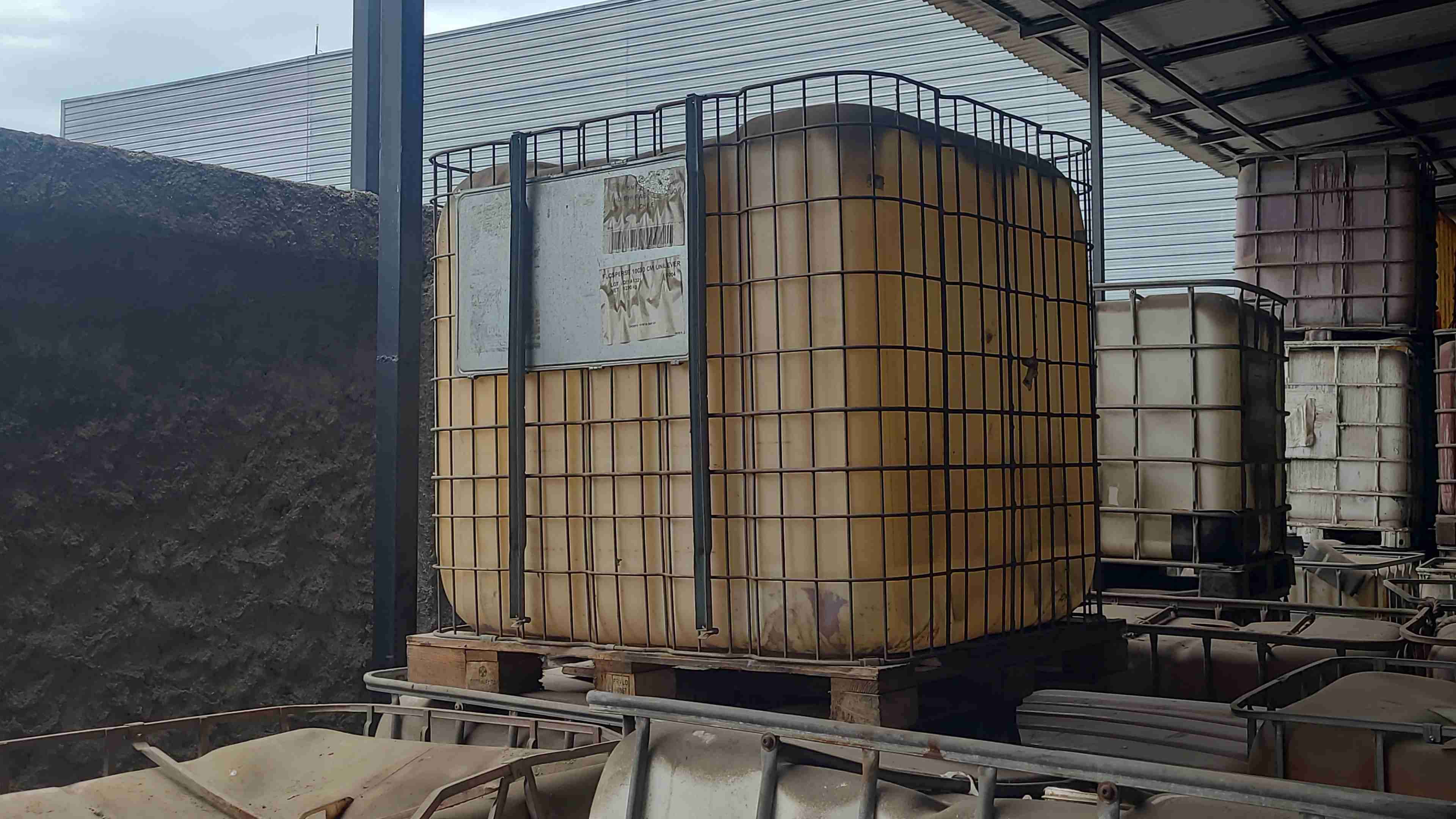 Contenedores industriales usados - miniatura 4