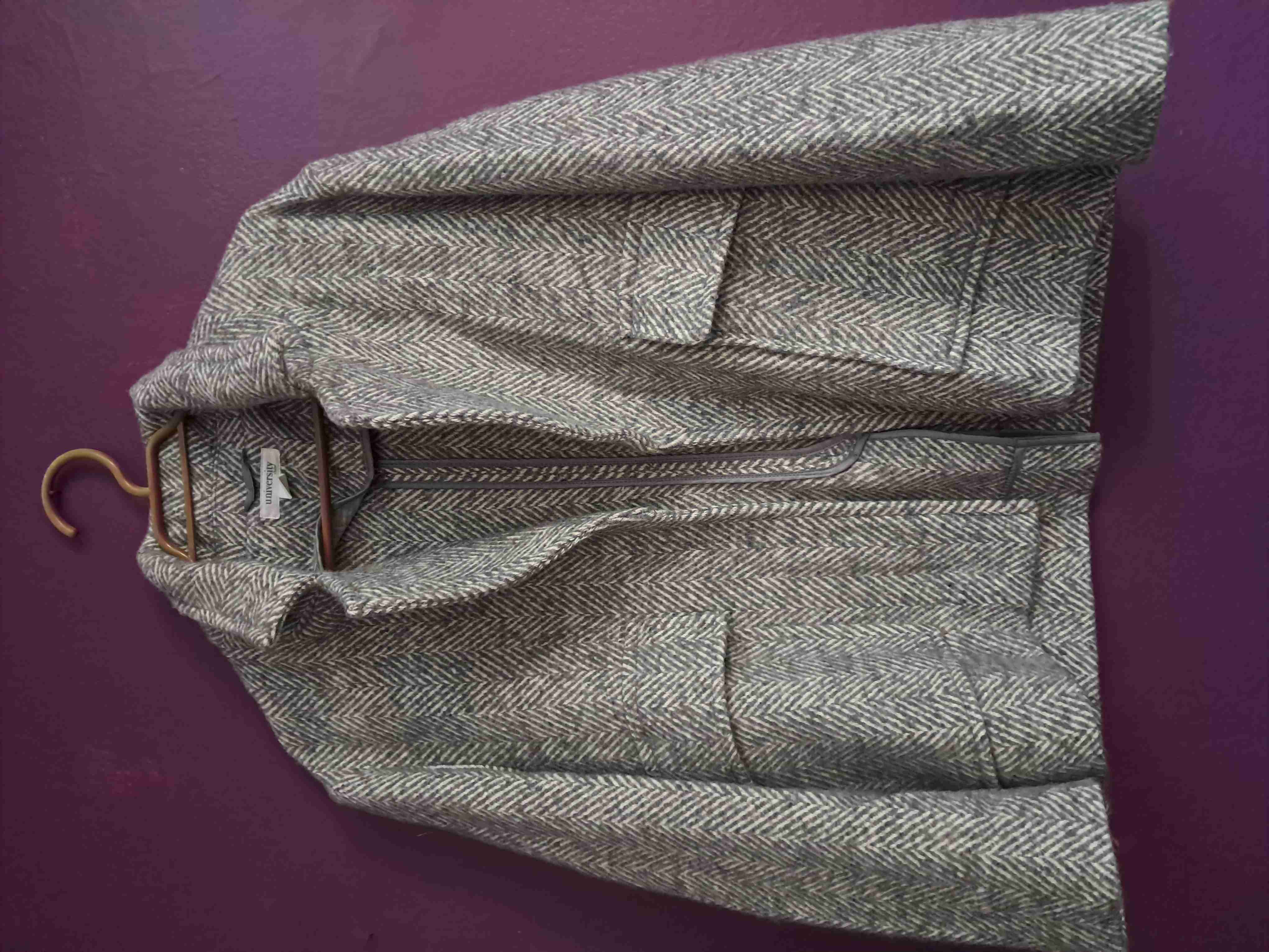 Chaqueta gris estilo casual - miniatura 1