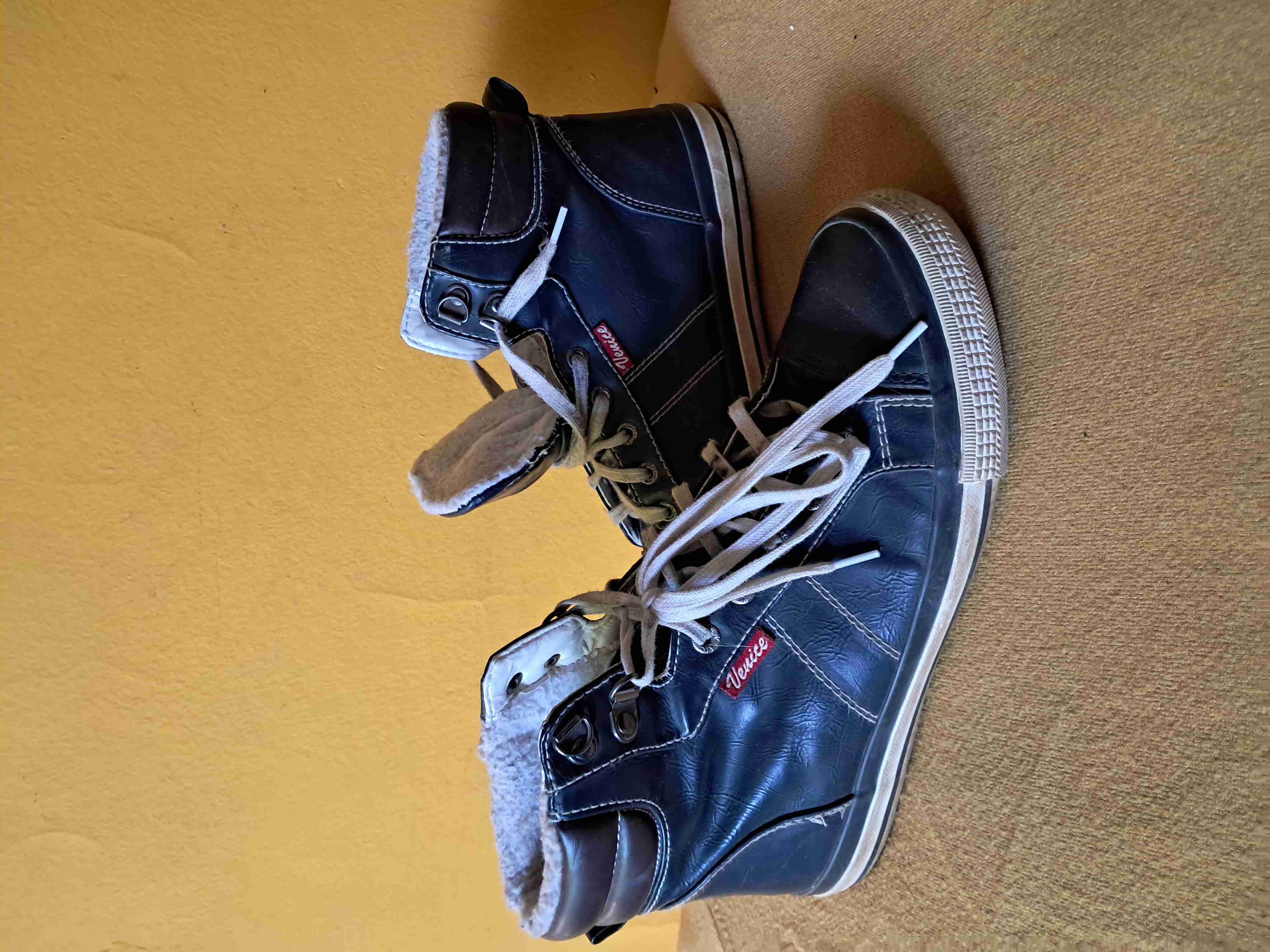 Zapatillas altas azules con forro - 2