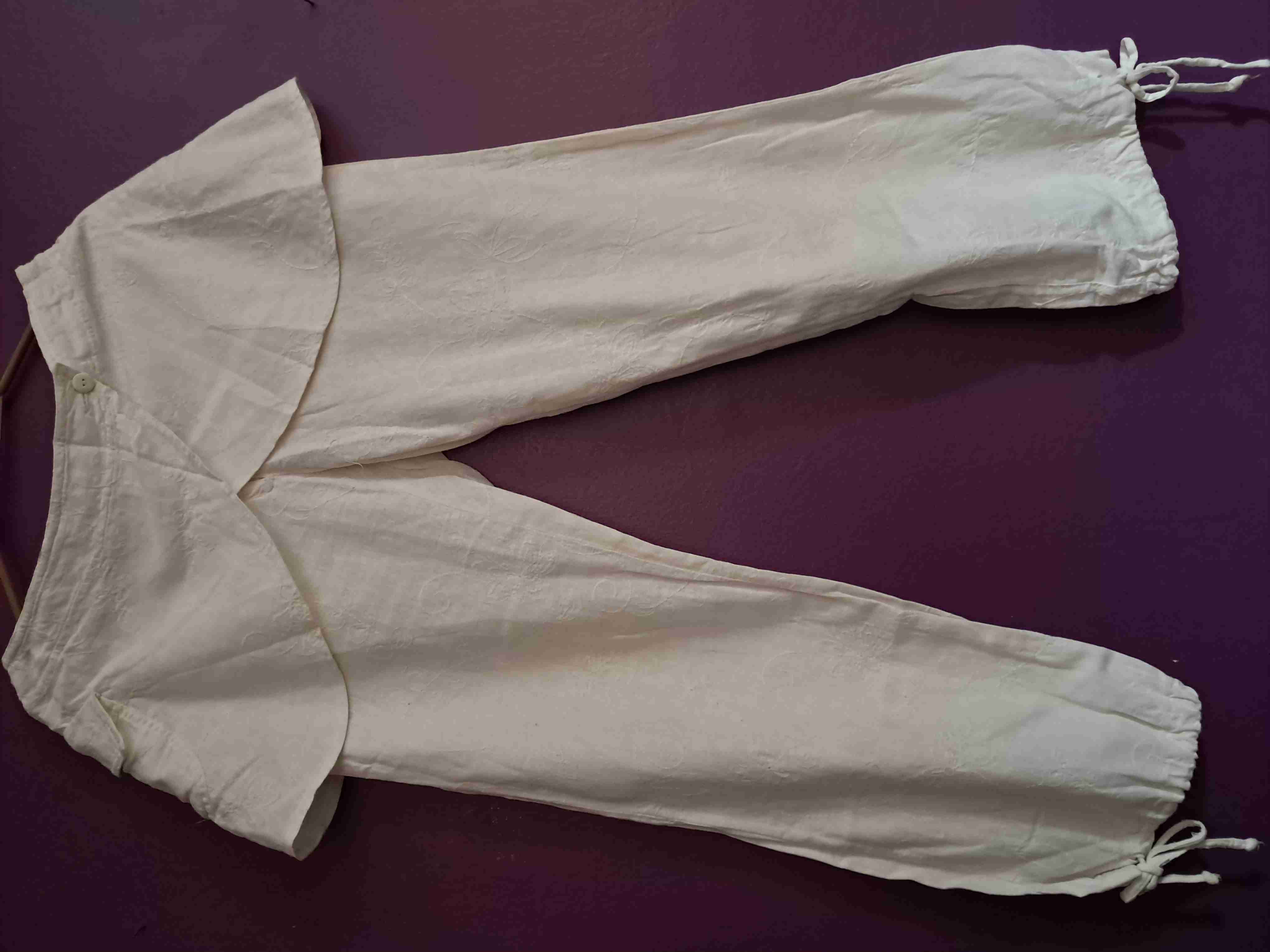 Pantalones holgados blancos - miniatura 1