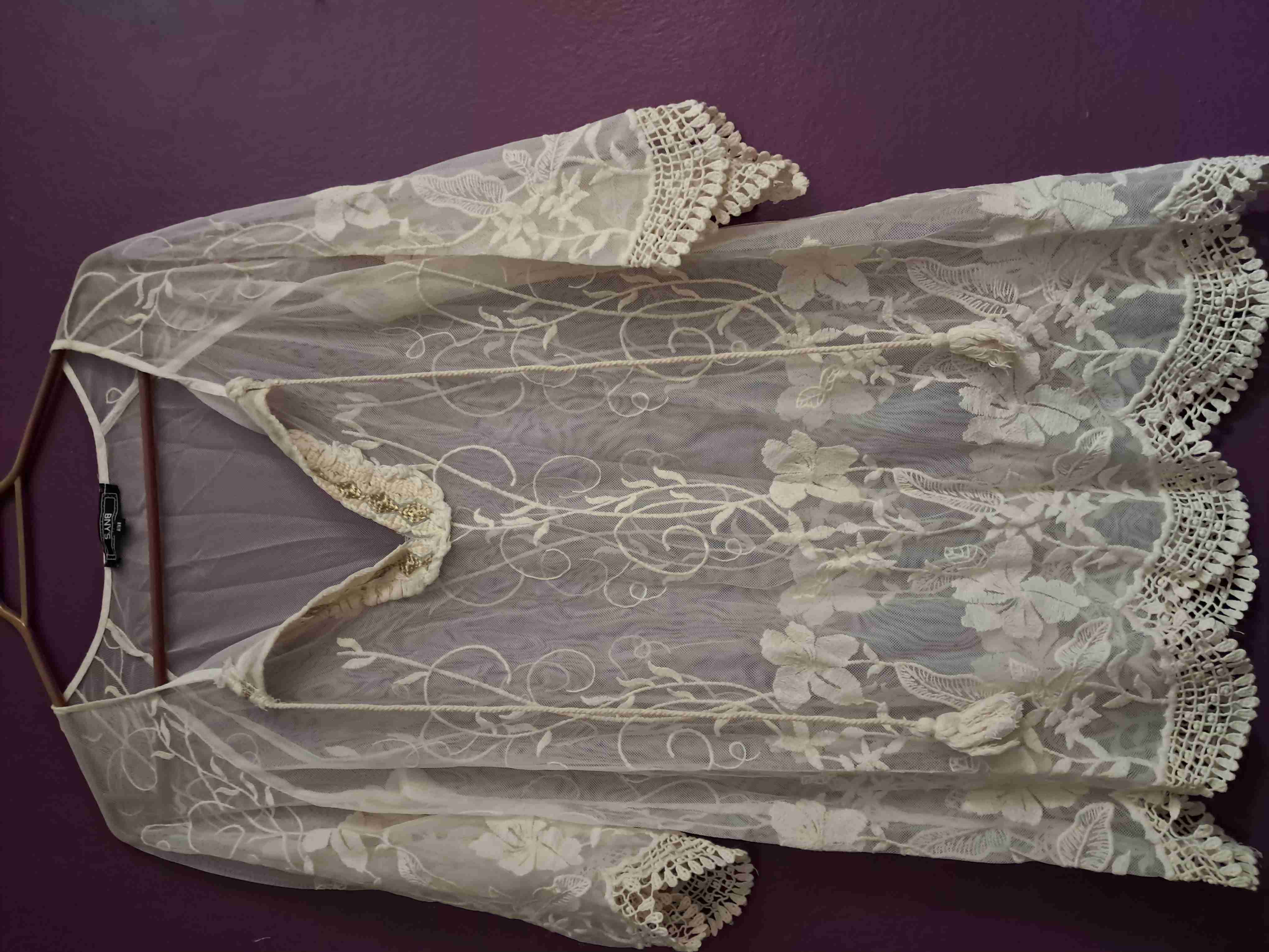 Blusa encaje blanco floral