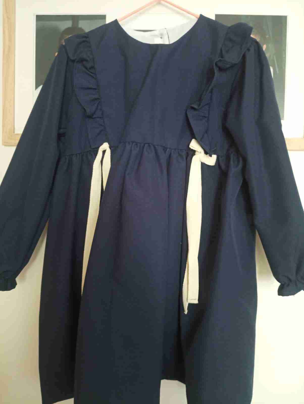 Vestido azul con vuelos - 2