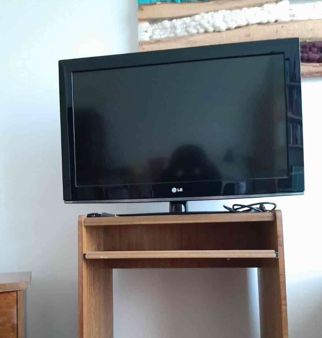 Televisor LCD Marca LG de 32”