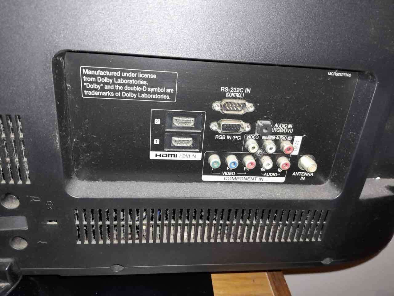 Televisor LCD Marca LG de 32” - 3