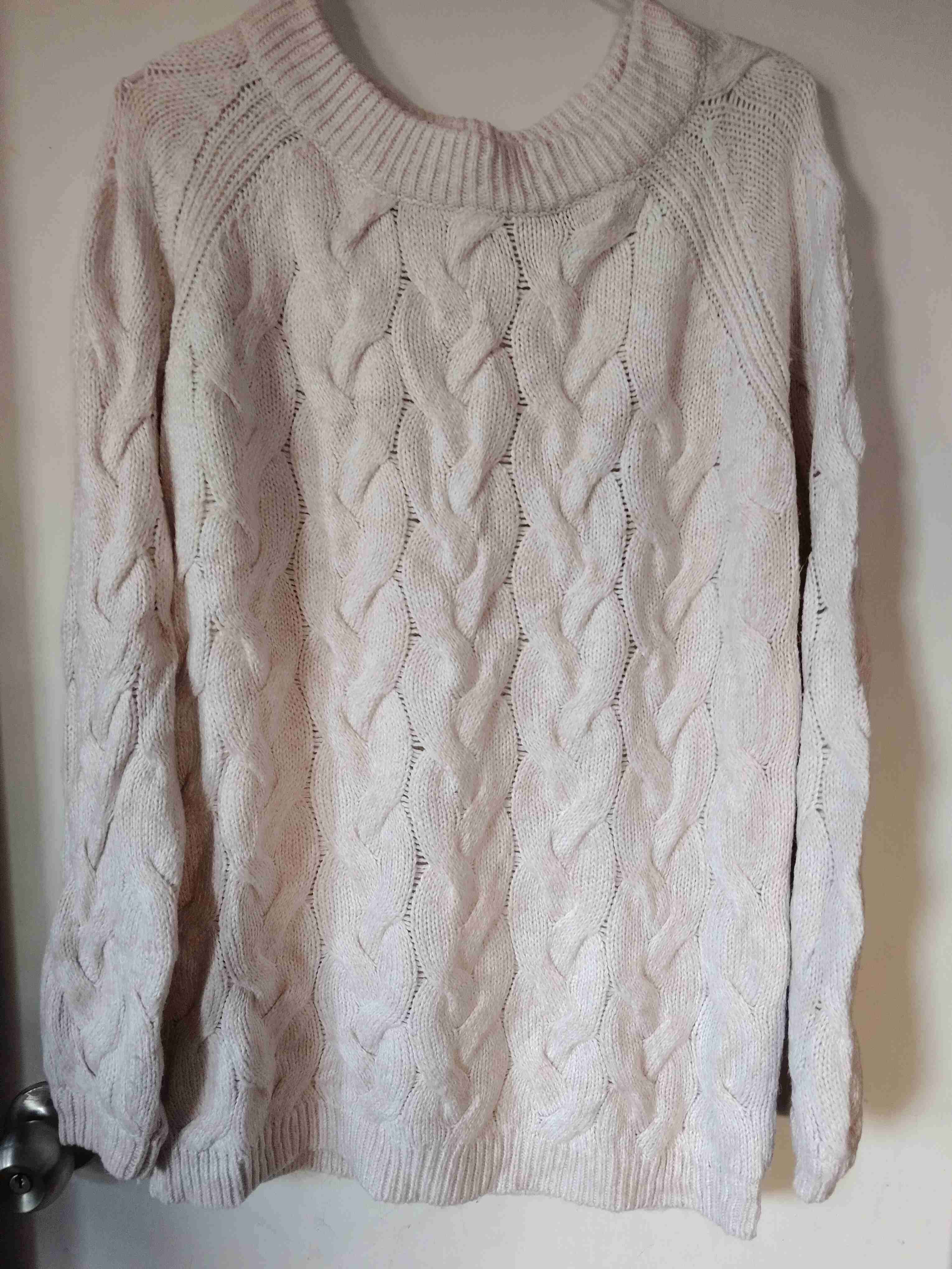 Suéter beige de punto grueso - miniatura 2