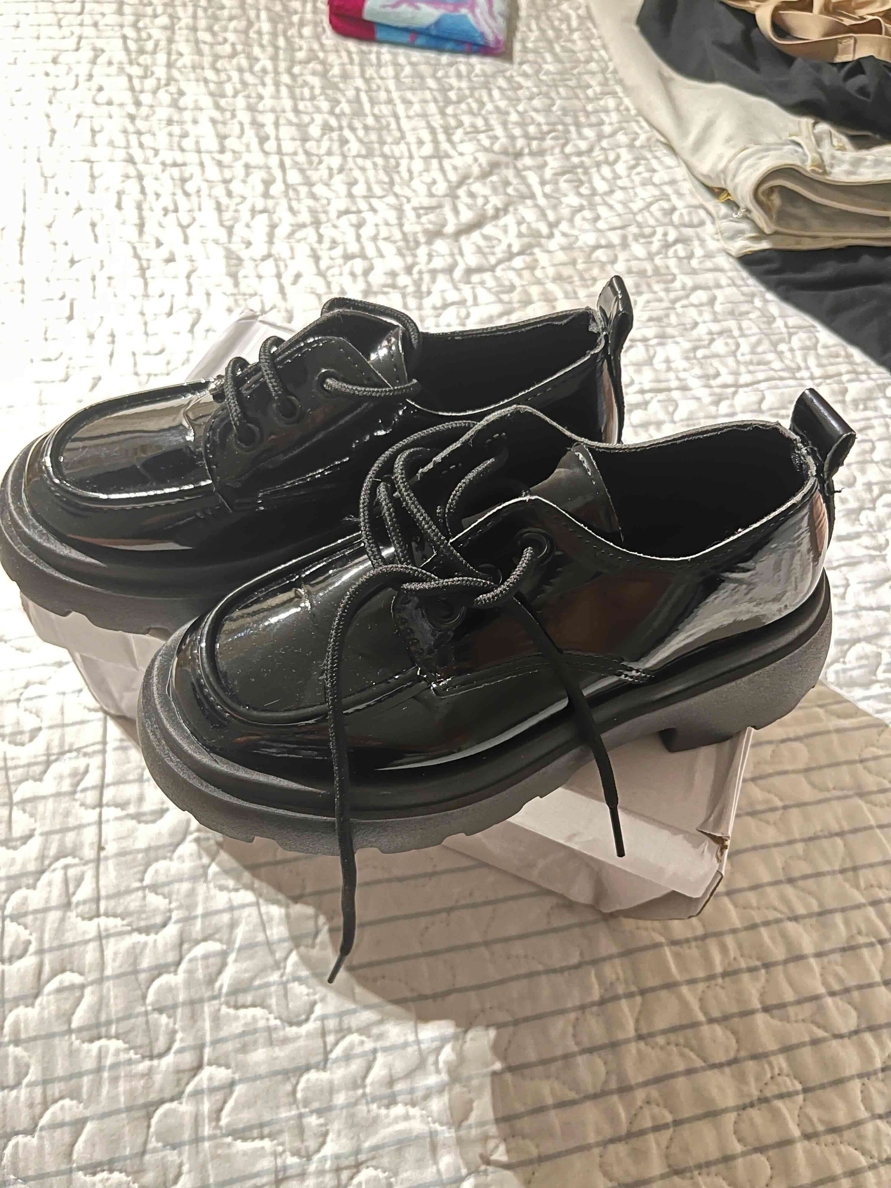 Zapatos negros de charol talla 35 - miniatura 2