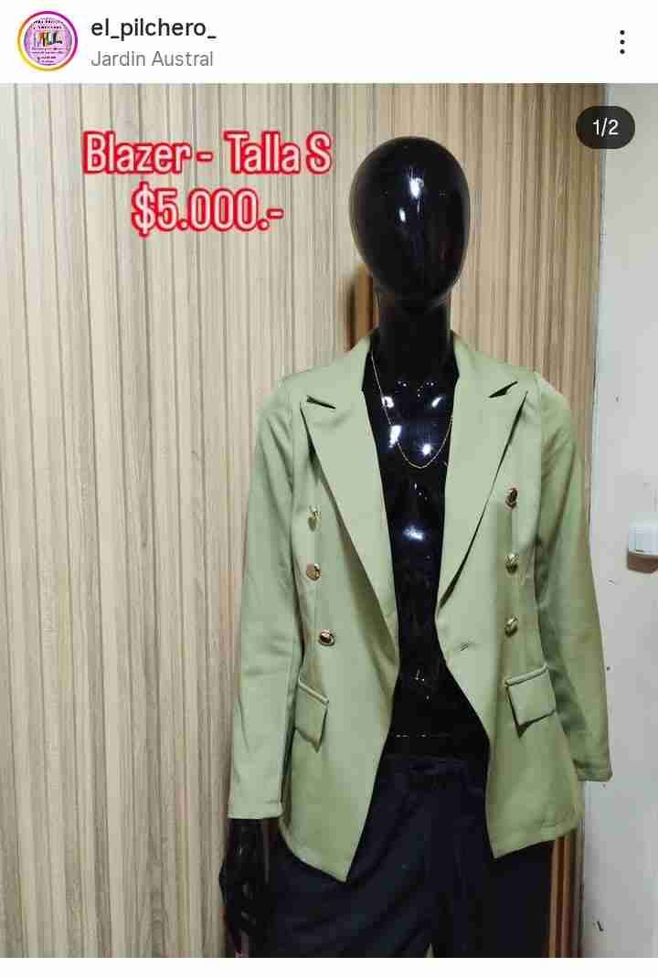 Blazer verde con botones dorados - miniatura 1