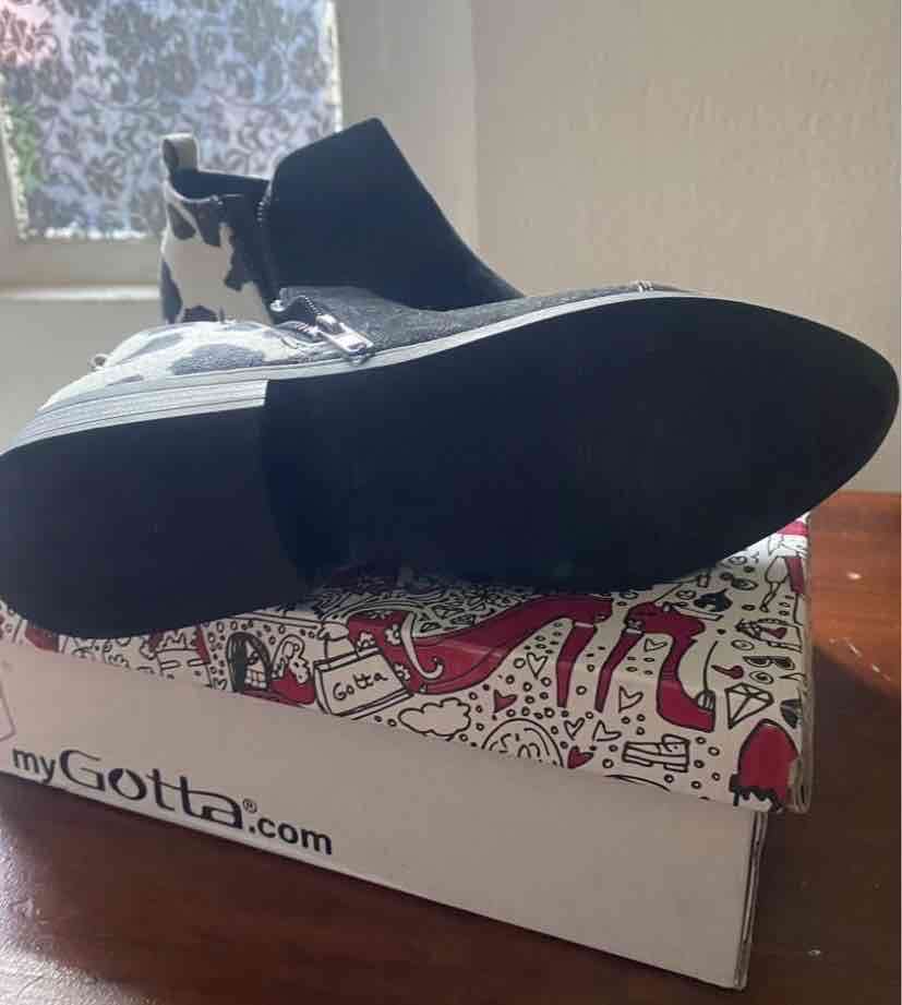 Botines negros con estampado vaca - miniatura 3