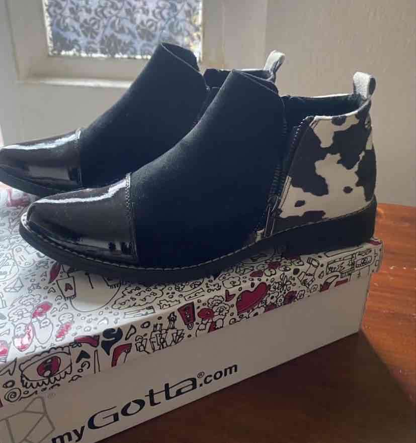 Botines negros con estampado vaca - miniatura 4
