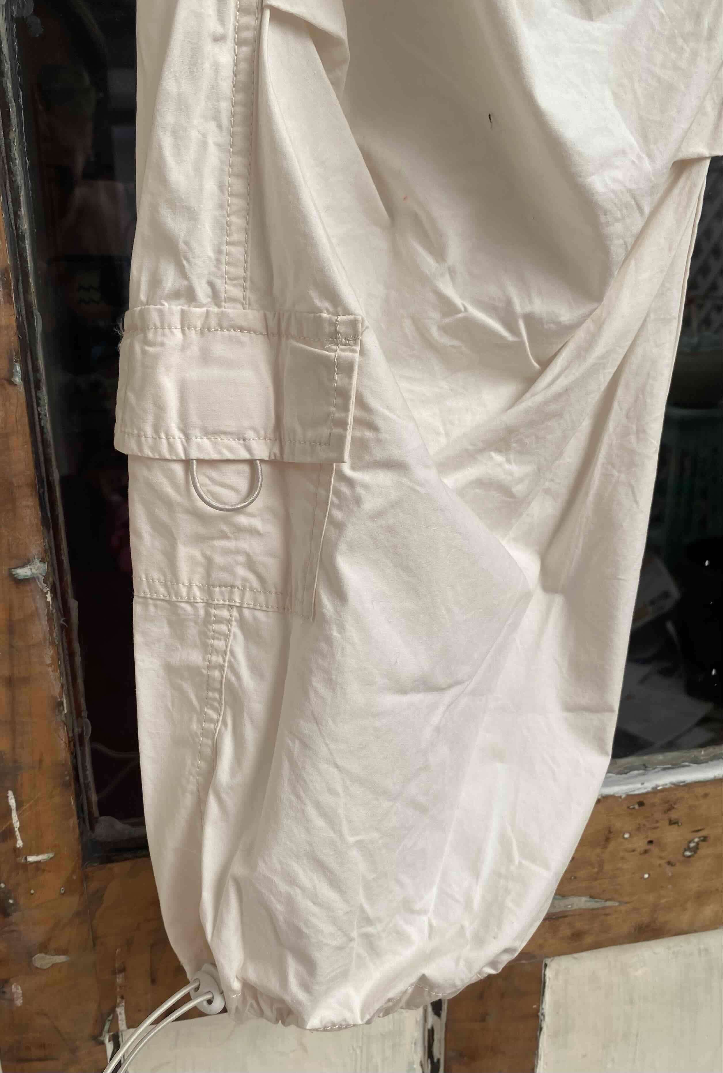 Pantalón blanco con ajuste elástico - 3