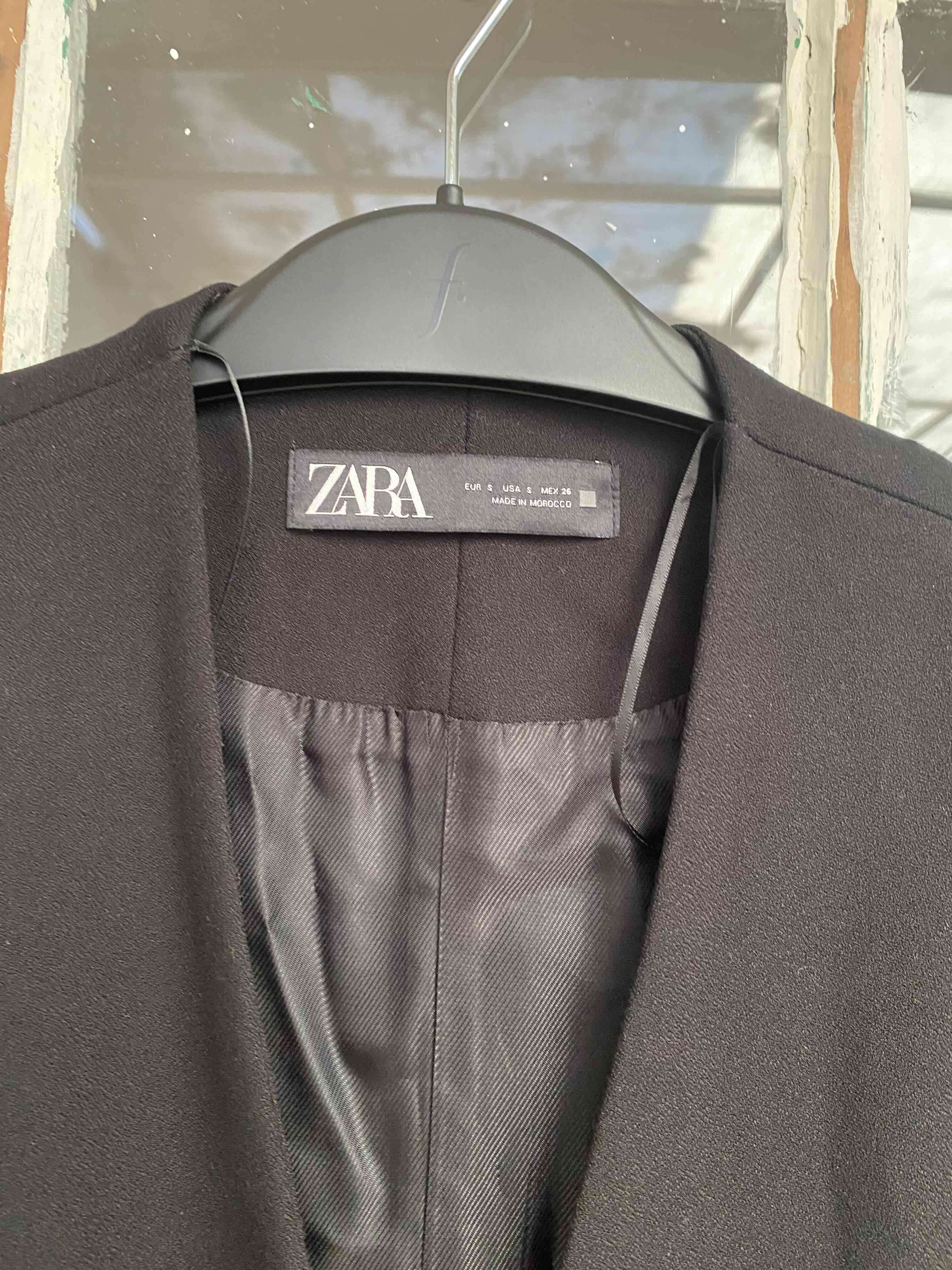 Chaleco sin mangas negro - 2