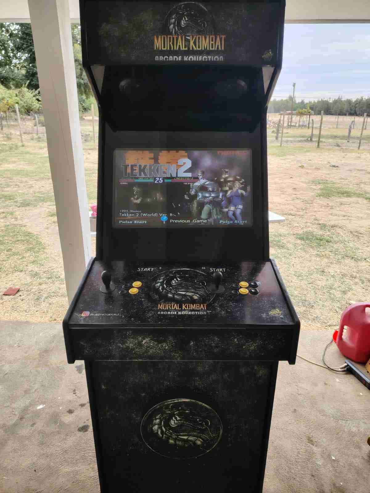 Arcade Mortal Kombat - miniatura 3
