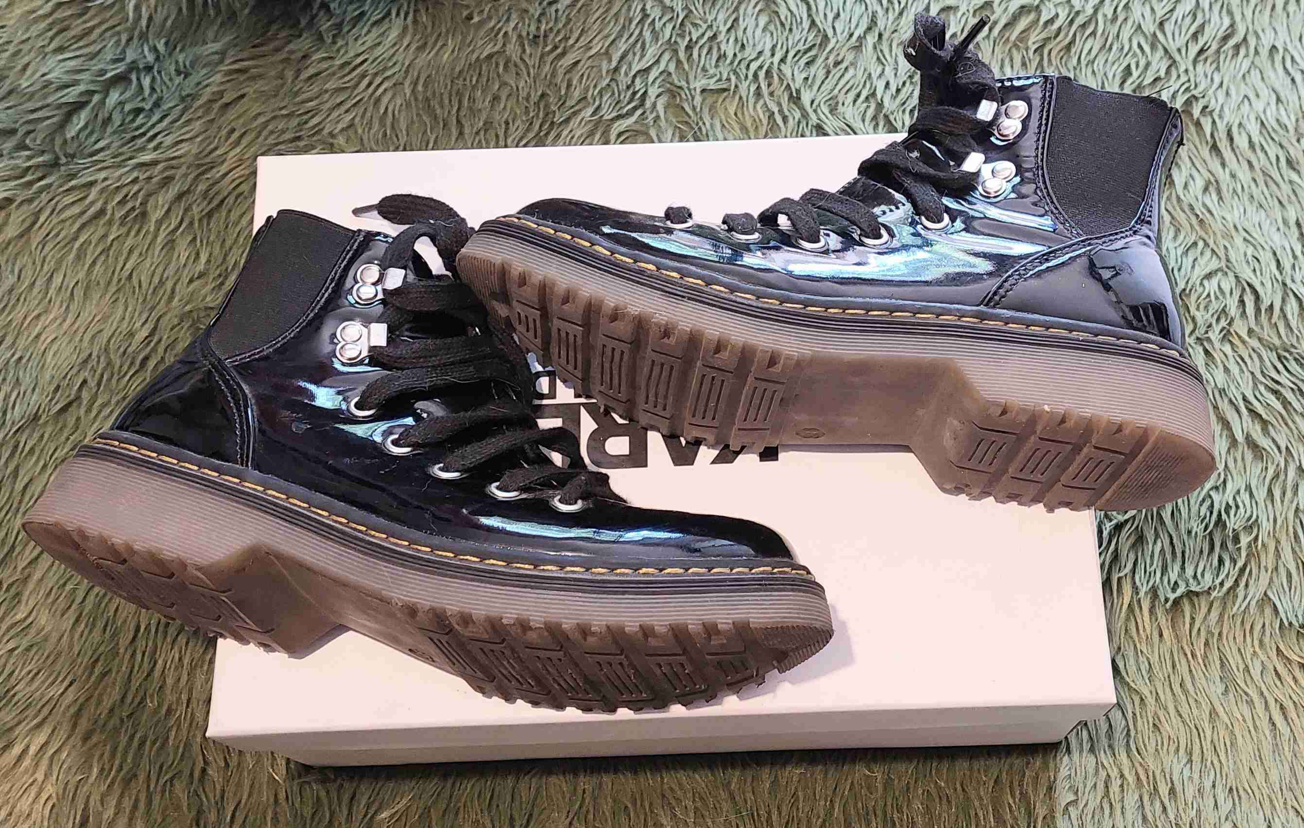 Botas negras charol estilo militar - miniatura 4