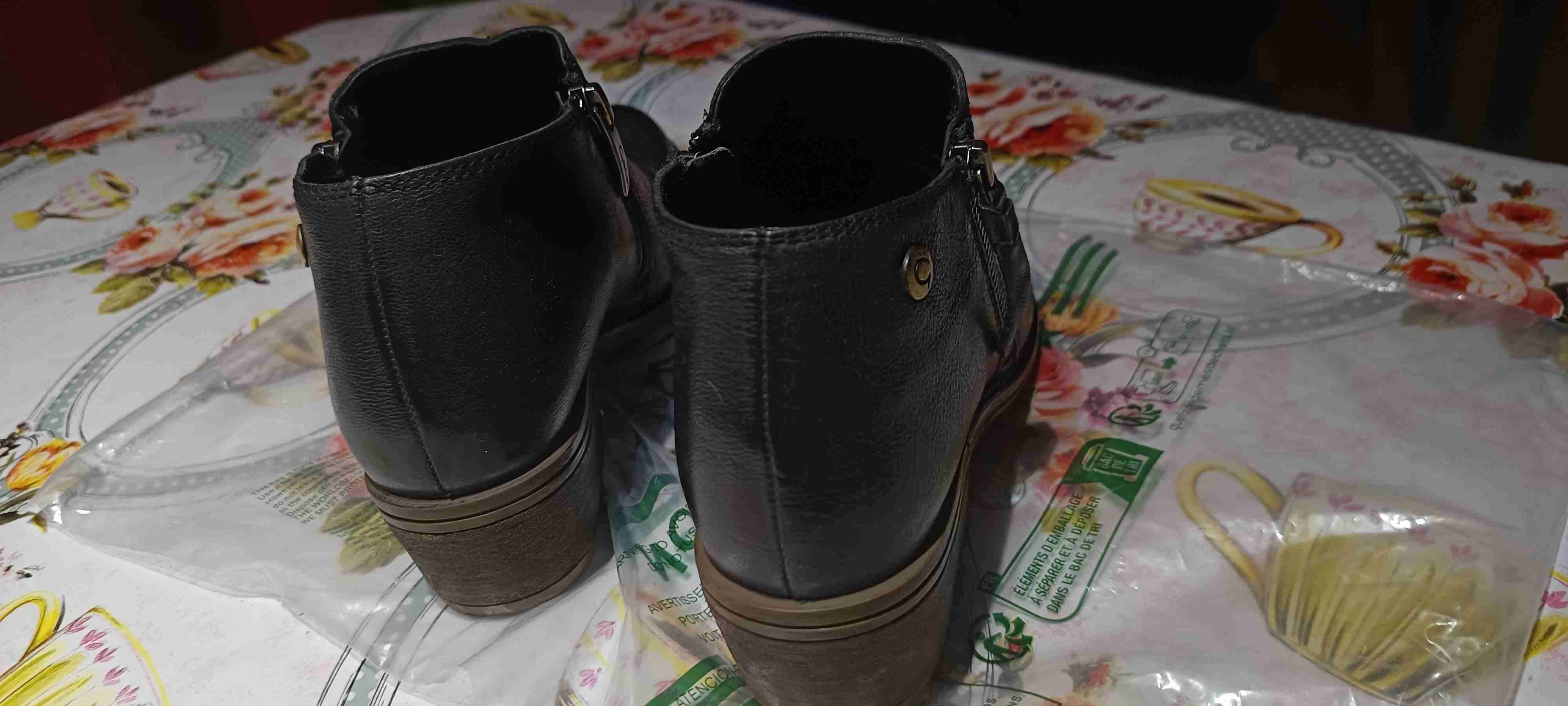 Botines negros de cuero - miniatura 3