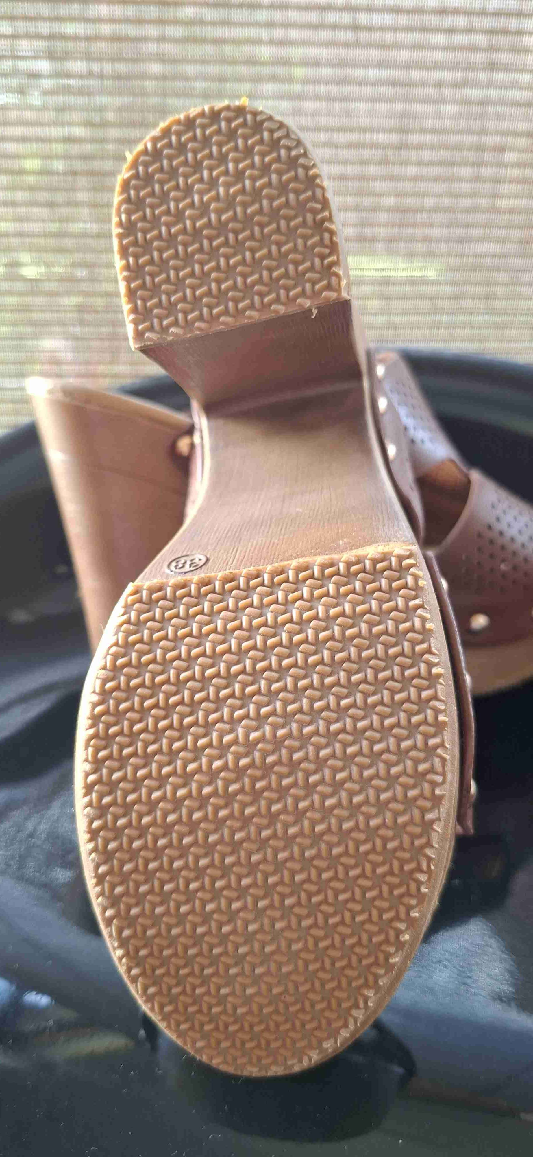 Sandalias Weide marrón perforadas - miniatura 3