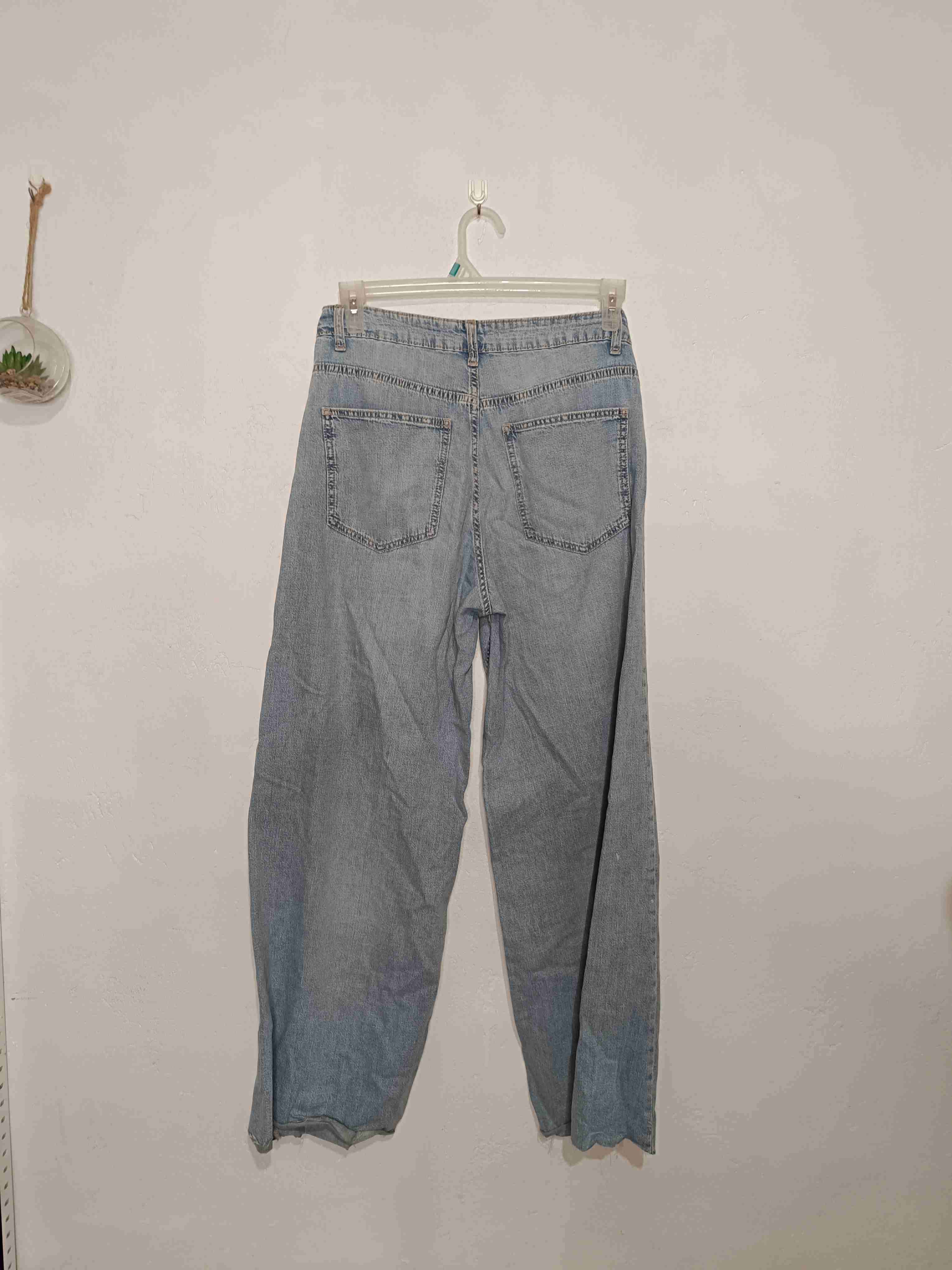 Jeans anchos grises desgastados - miniatura 3