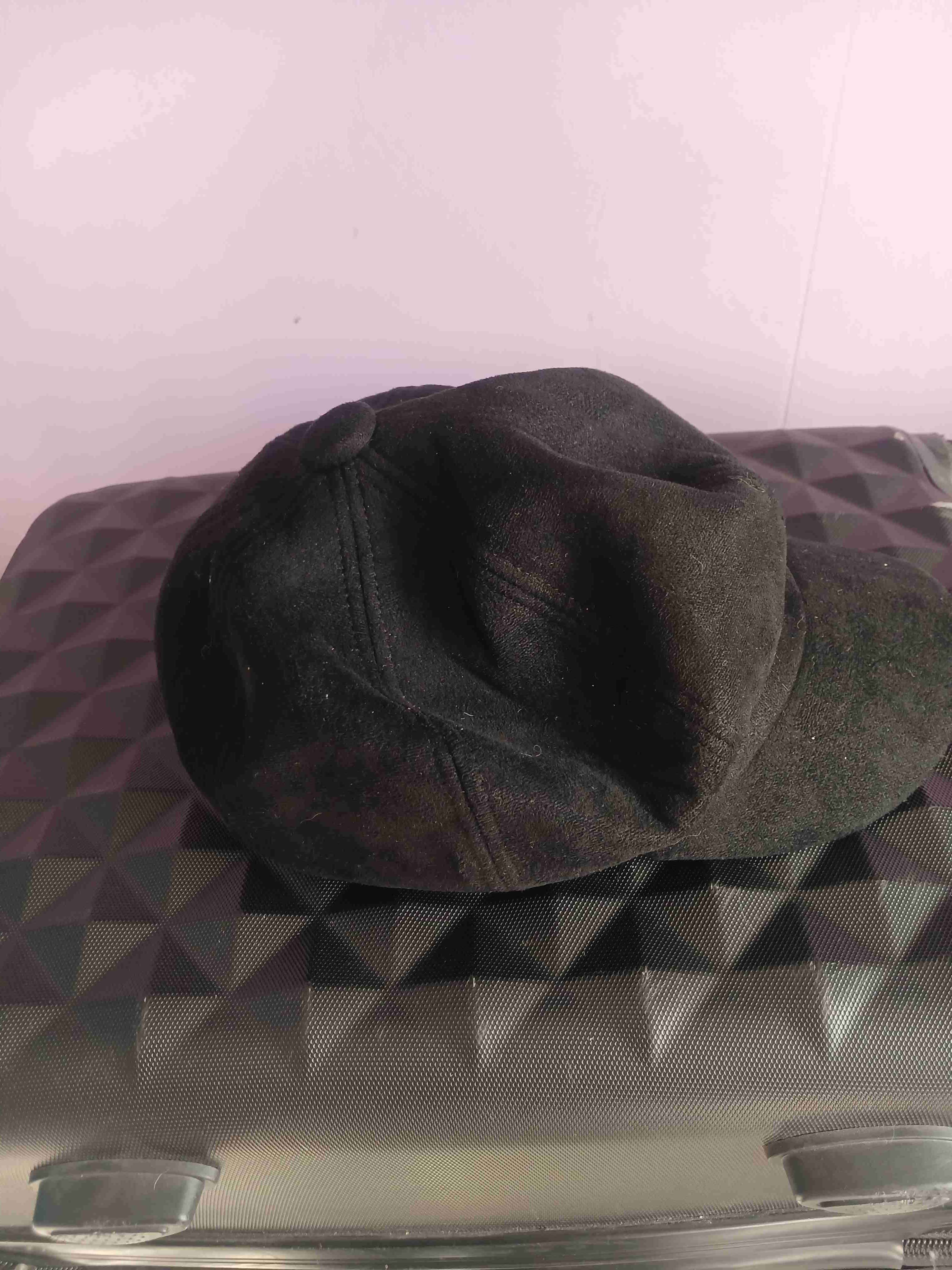 Gorro negro de gamuza - miniatura 2