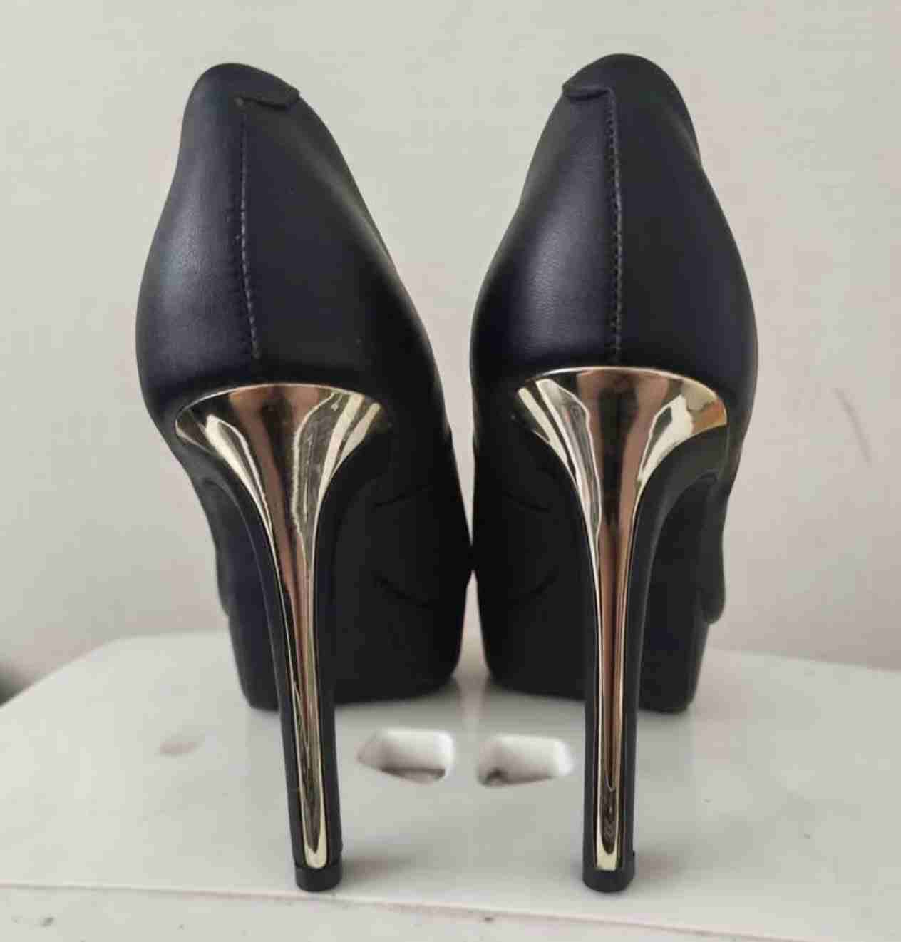 Zapatos de tacón negro Vizzano - 2