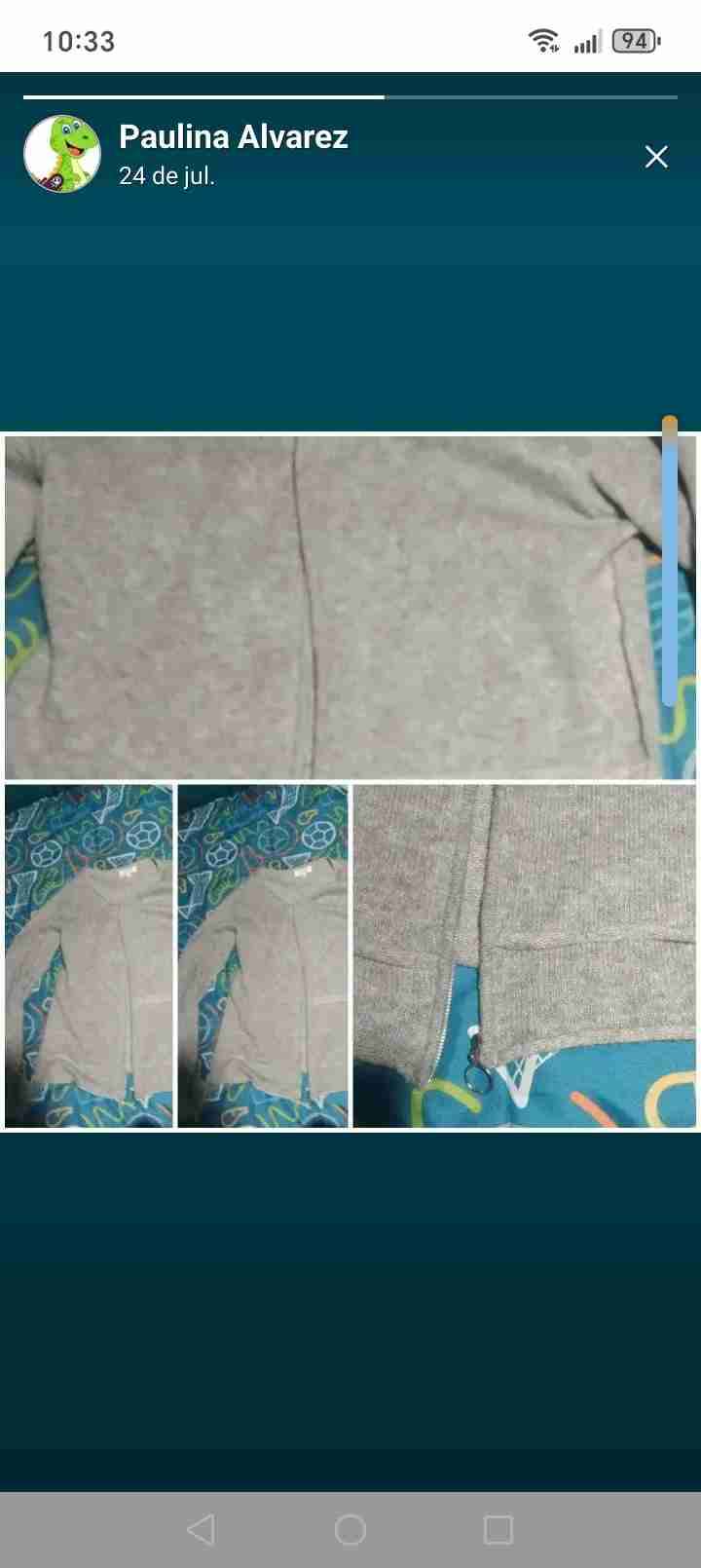 Blusa negra con flores beige - miniatura 2