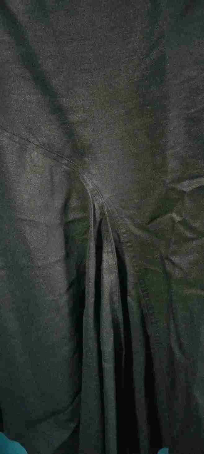 Falda verde claro con pliegues - miniatura 4