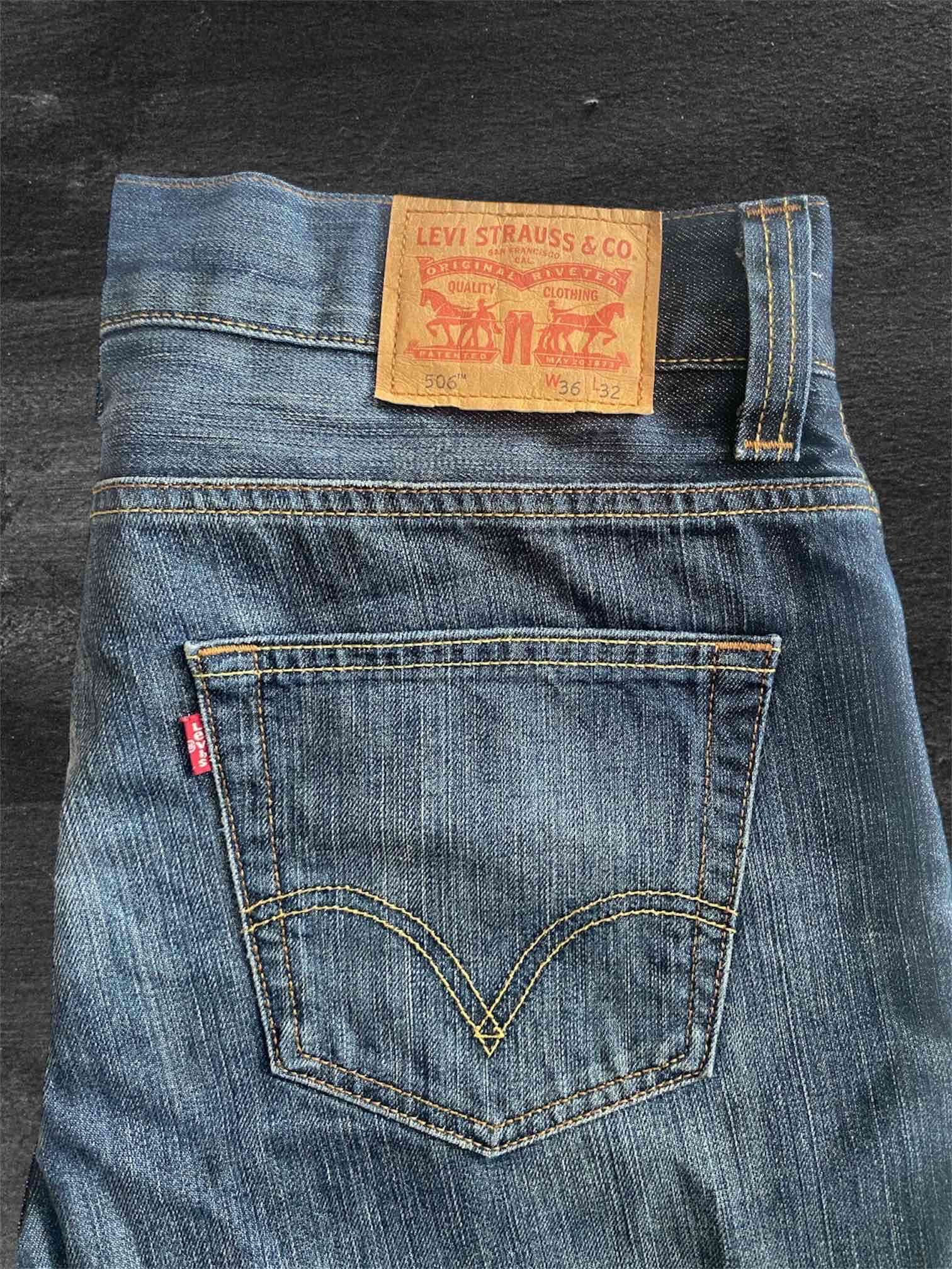 Jeans Levi's 506 clásicos . Talla 36/32 - 1