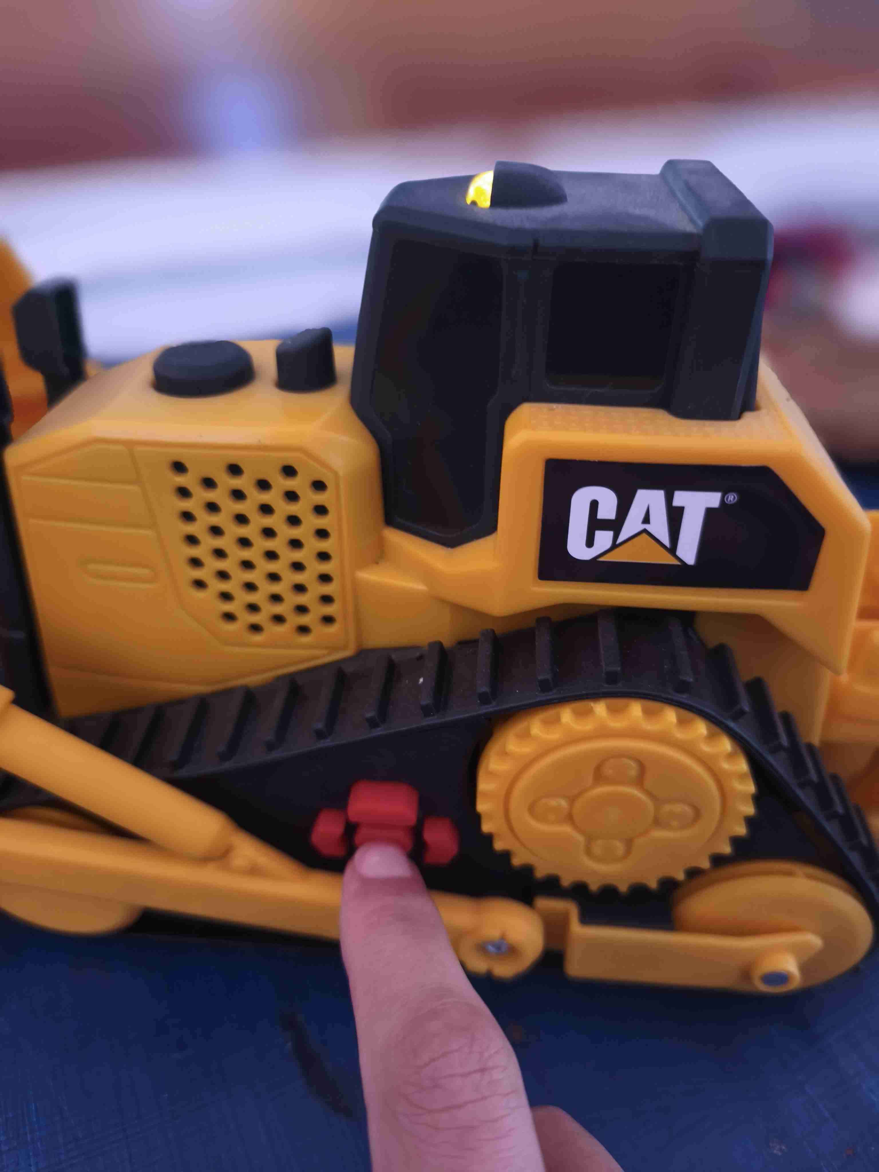 Excavadora de juguete CAT amarilla + perchero - 2