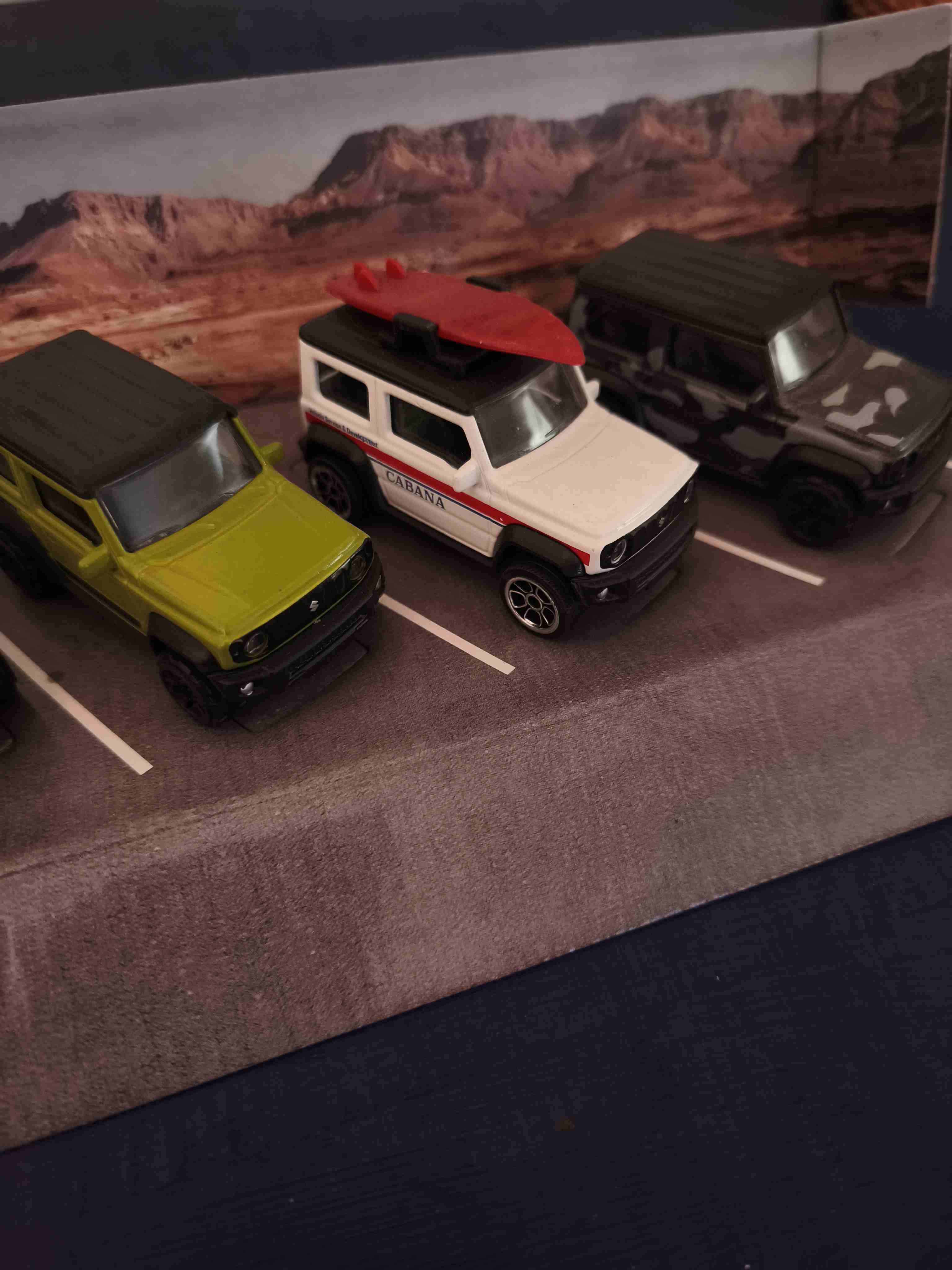 Set de autos coleccionables Suzuki - 3